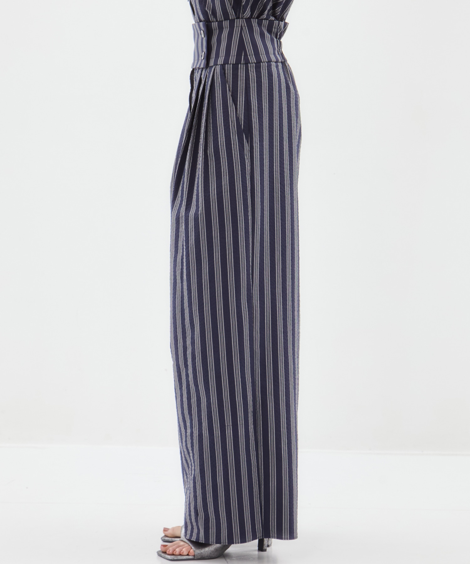 Seersucker Flare Pants STUDIOUS