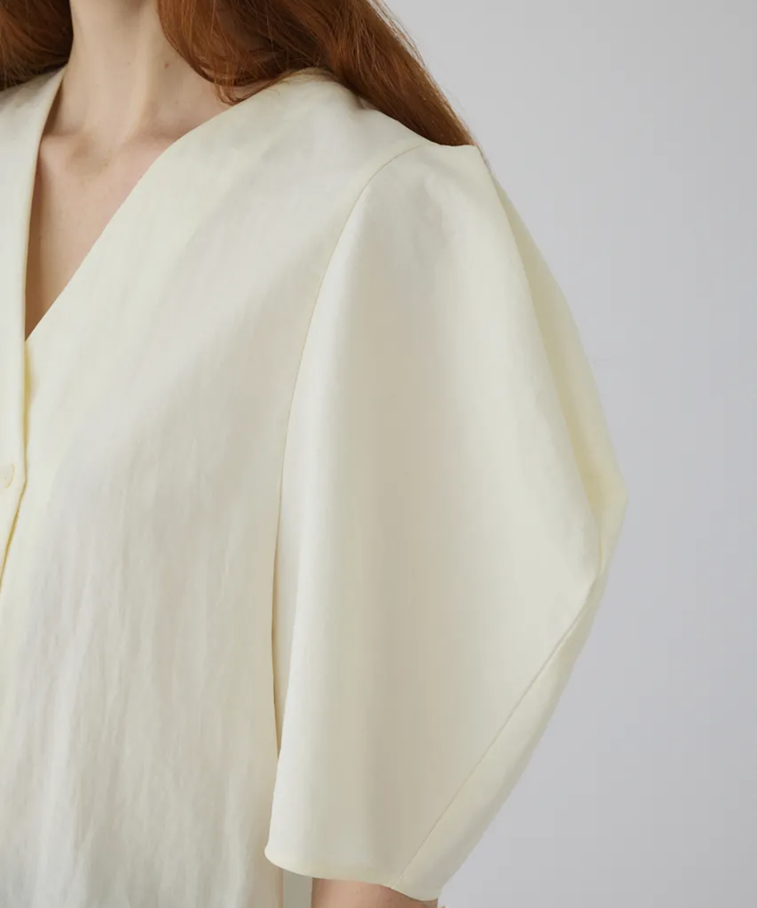 Volume sleeve v-neck SH RIM.ARK