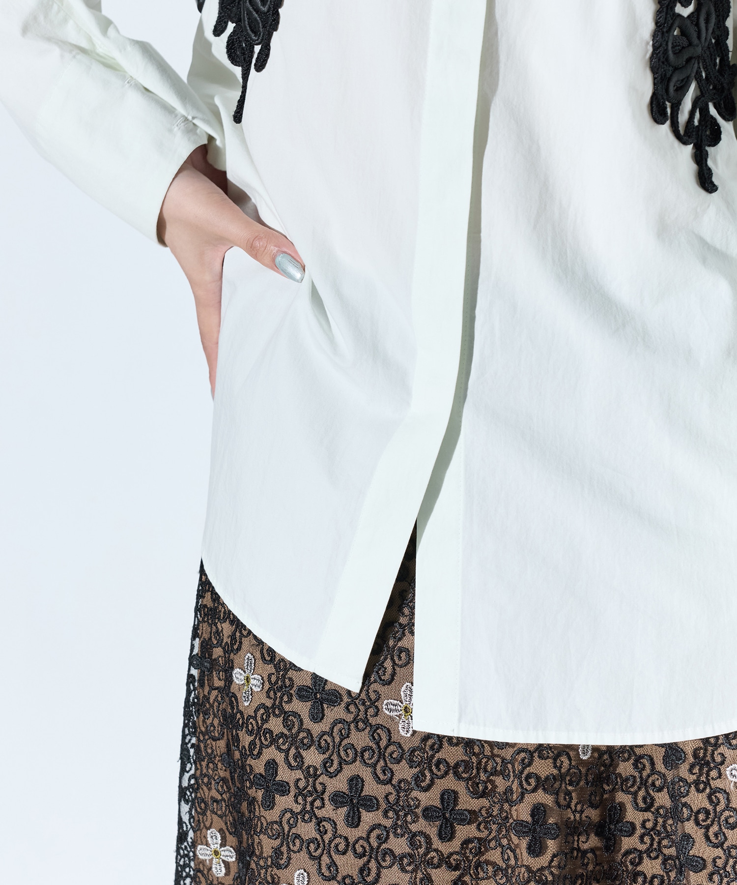 Trillium embroidered shirt MURRAL