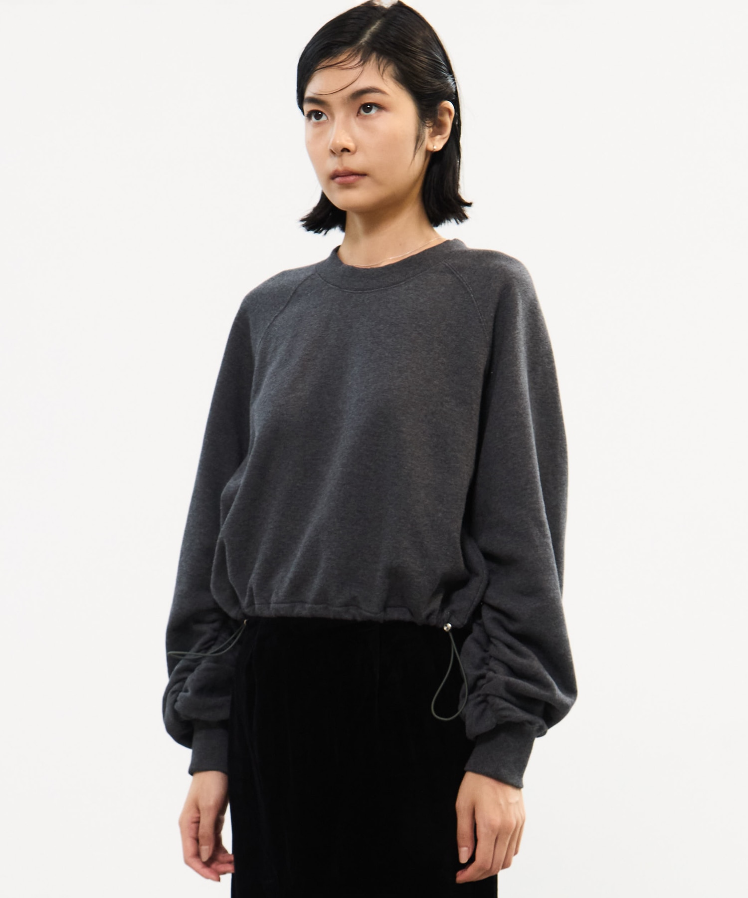 DRAWSTRING GATHER SLEEVE SWEAT SHIRT STUDIOUS
