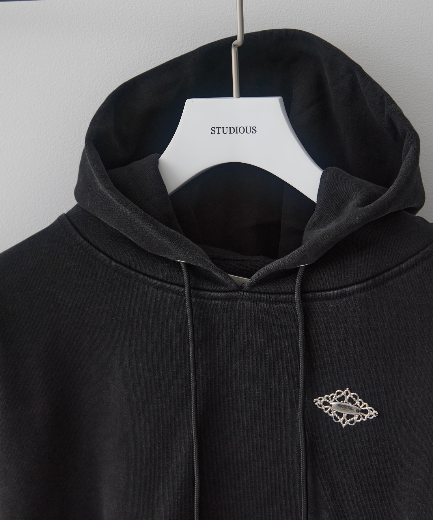 bijou tiara hoodie tanakadaisuke