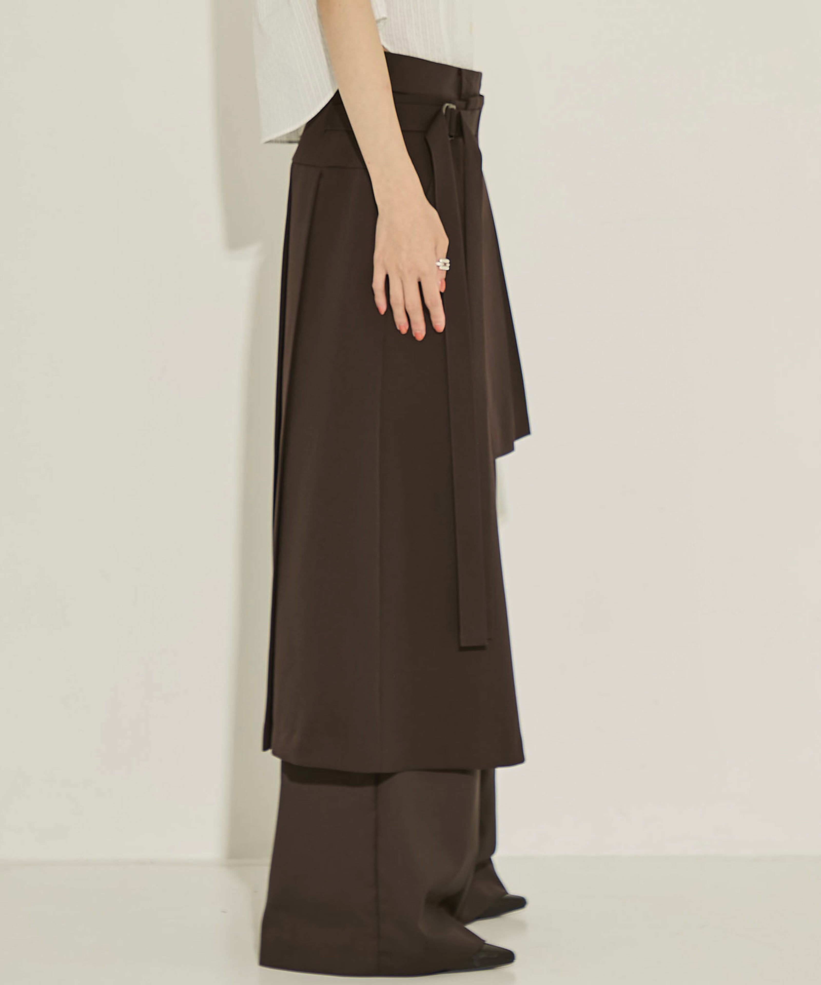 Asymmetry Pleats SKT UJOH