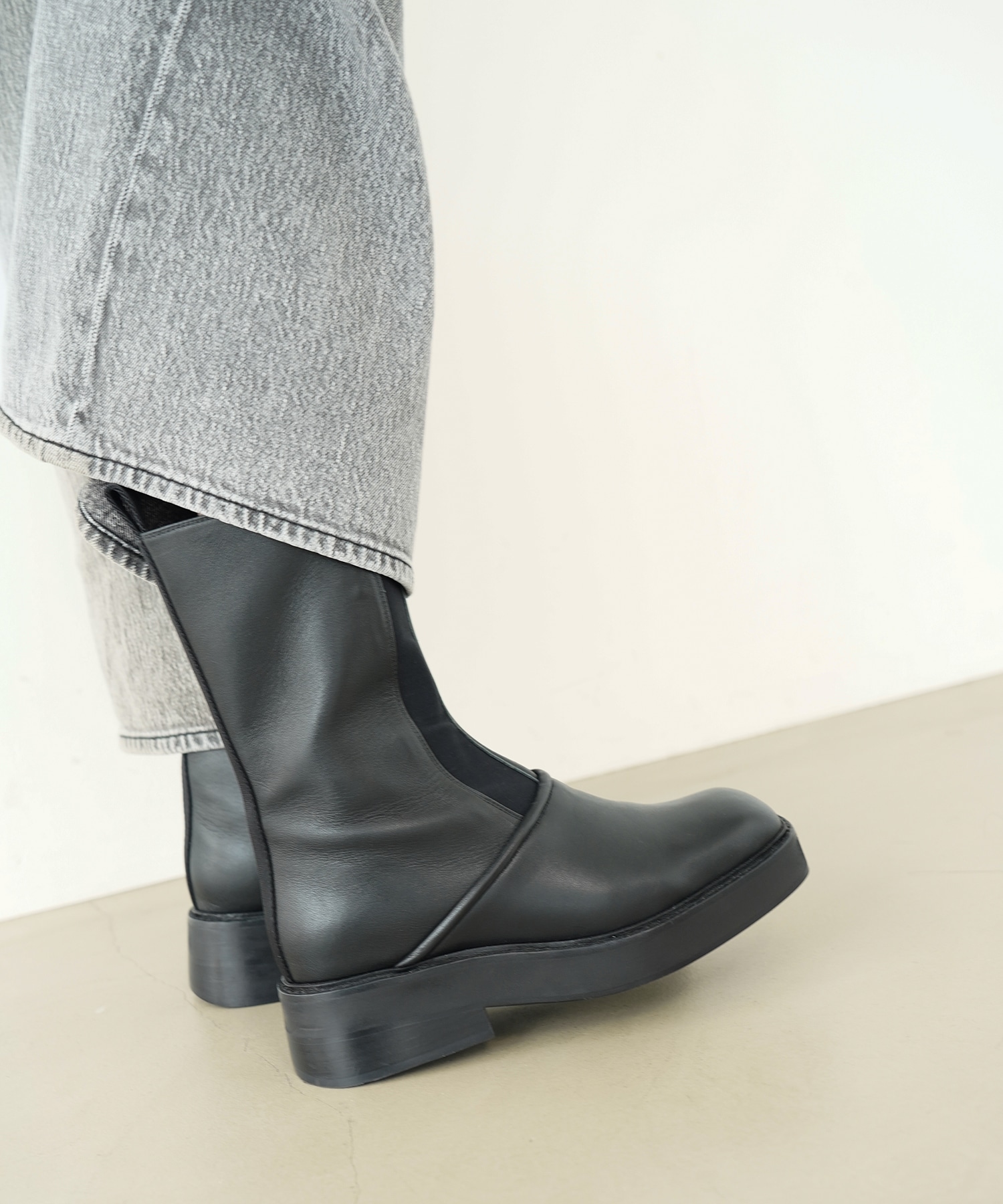 REVE LEATHER BOOTS ALM