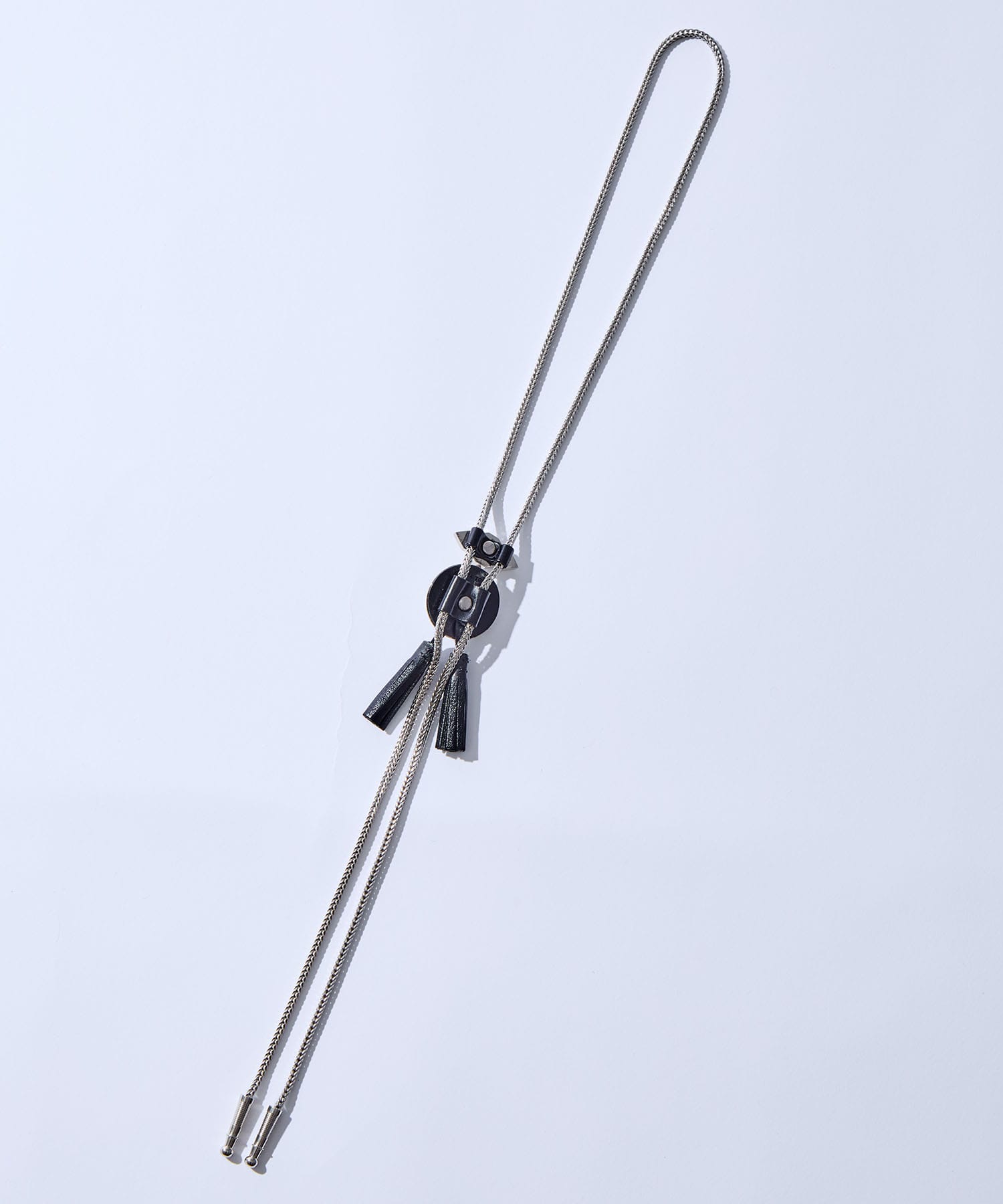 Metal loop tie TOGA
