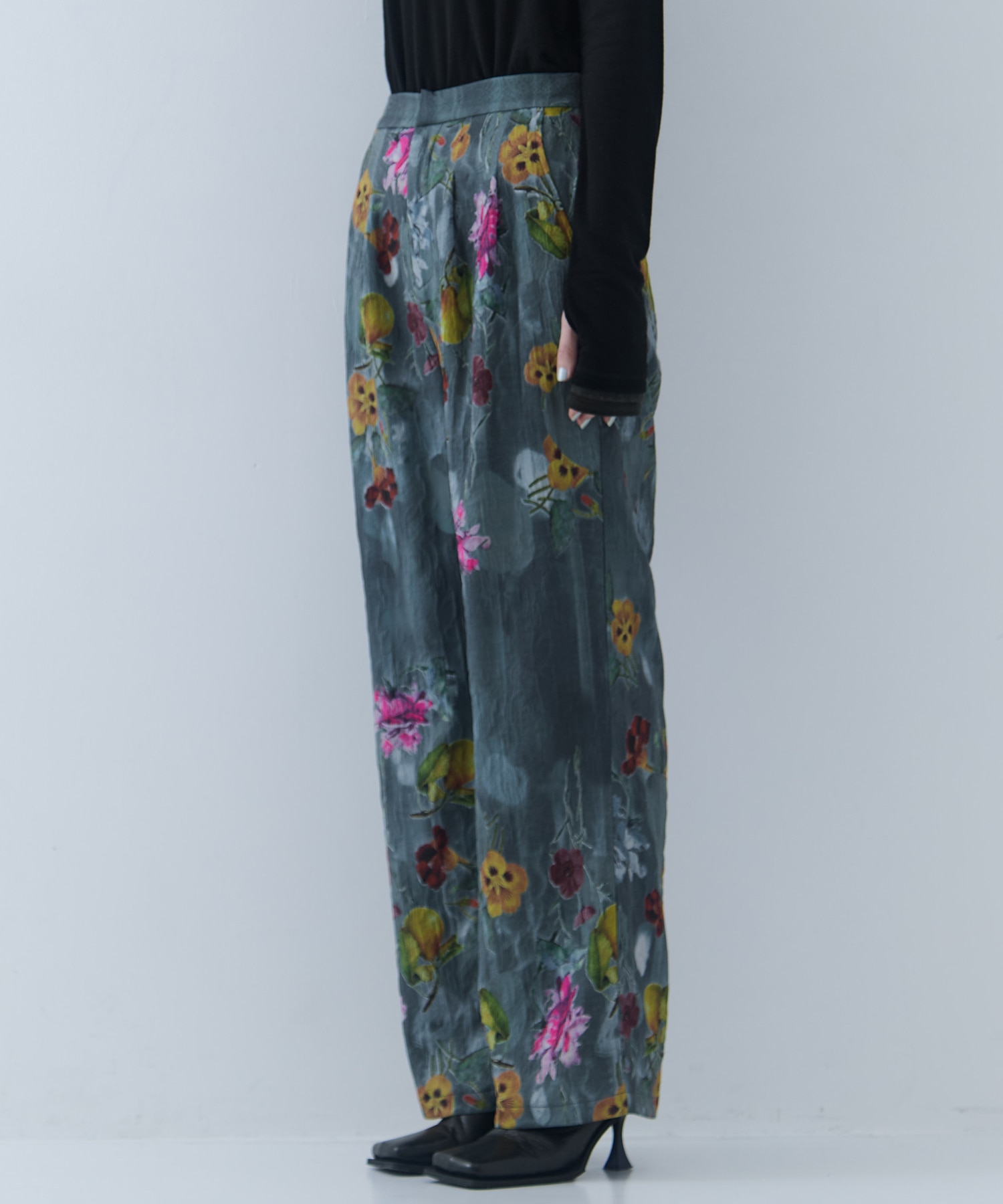 UND GRACE JACQUARD PRINT PANTS AMERI