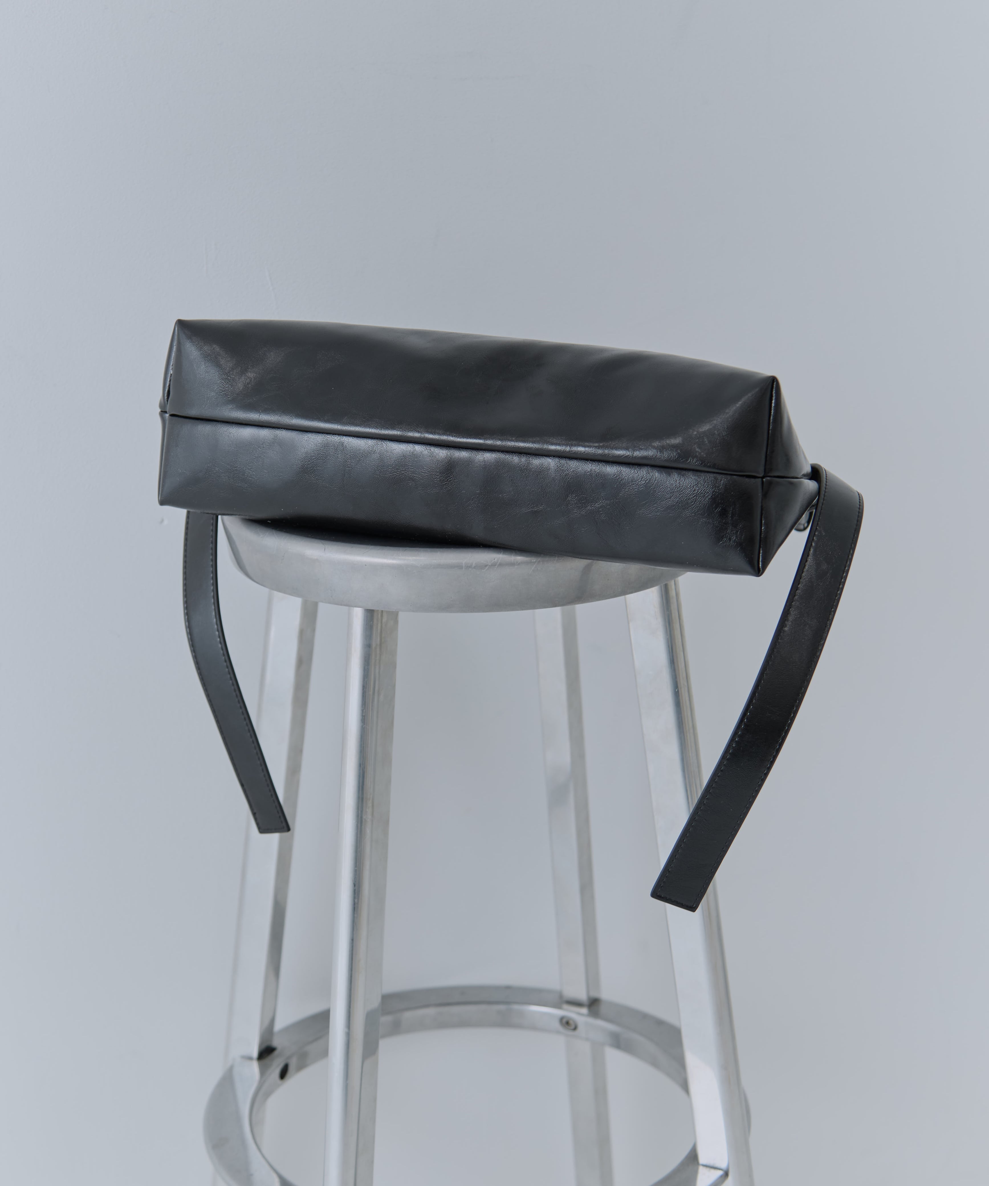 UND PARTS ACCENT ONE HANDLE BAG AMERI