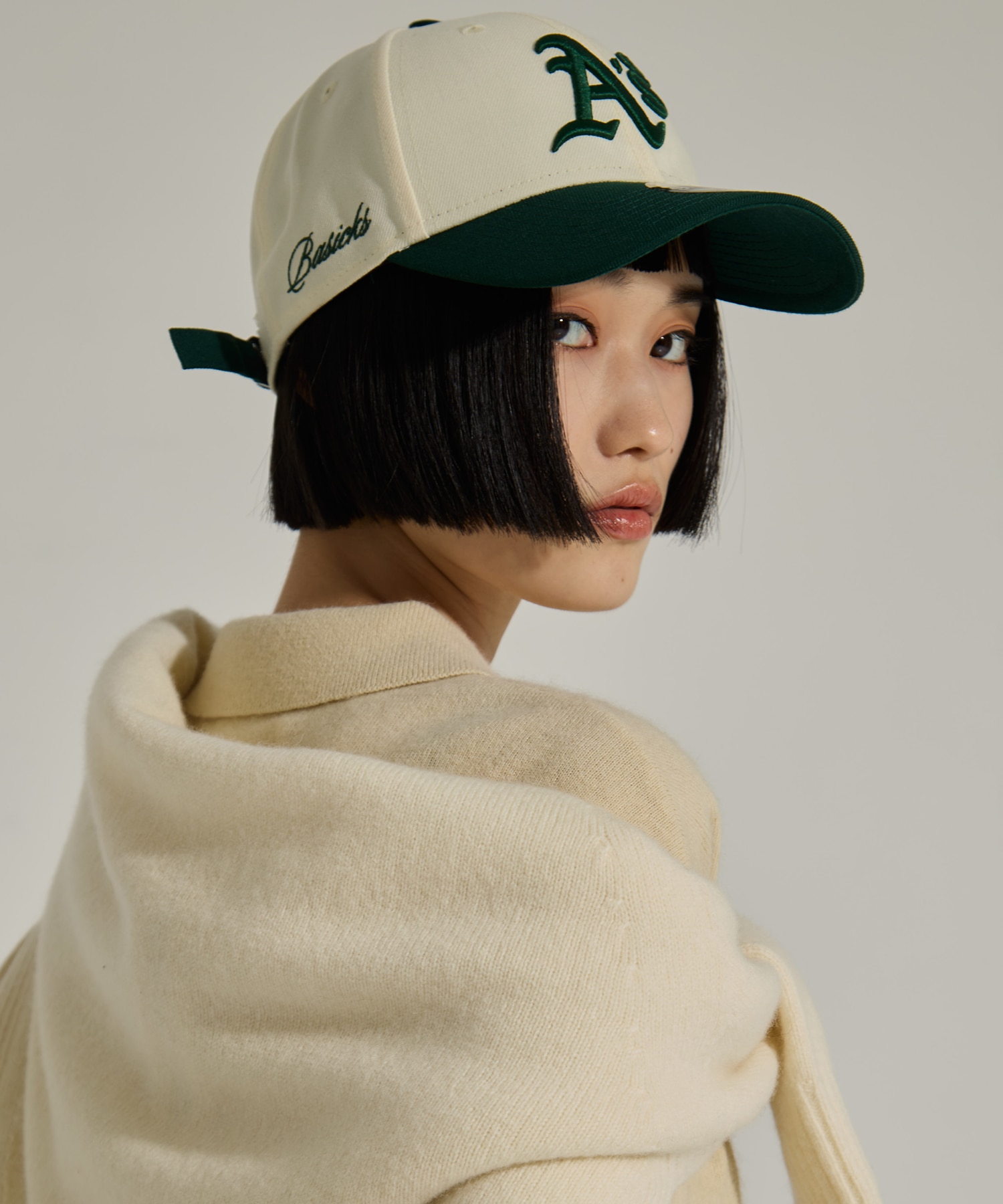 x Newera Athletics Cap BASICKS