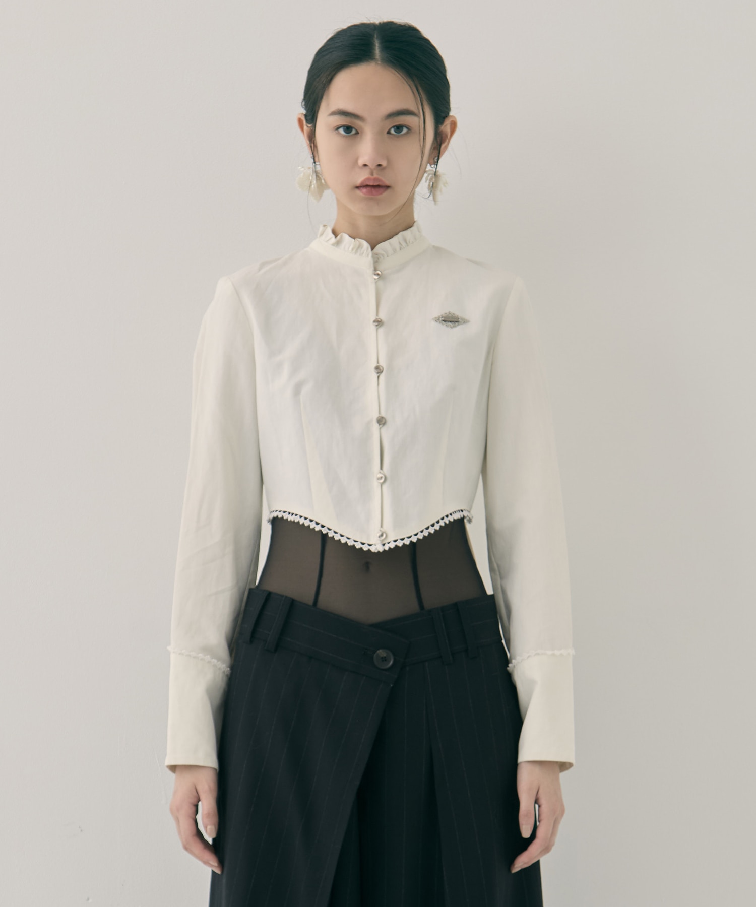 back curtain cropped blouse tanakadaisuke