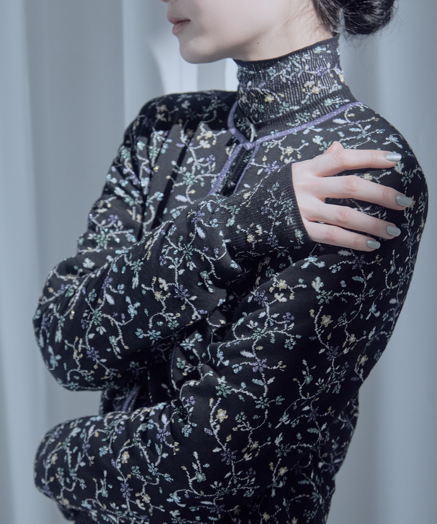 Floral Motif Glitter High Neck Knit Top Mame Kurogouchi