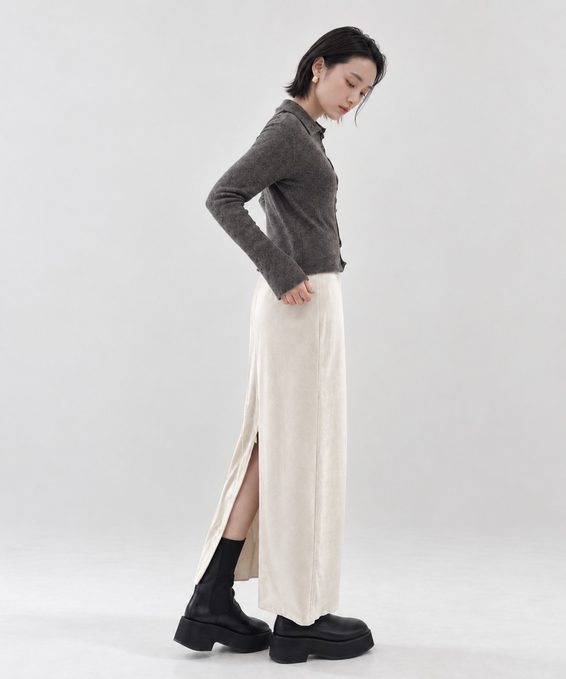 Velour Smooth Skirt STUDIOUS