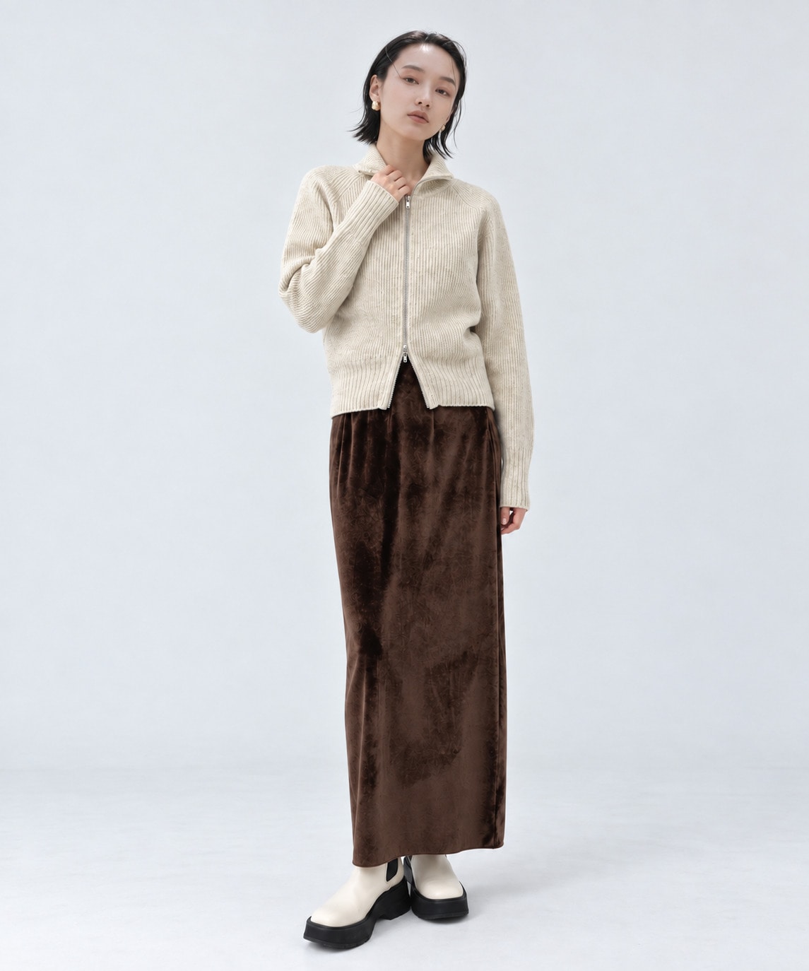 Velour Smooth Skirt STUDIOUS