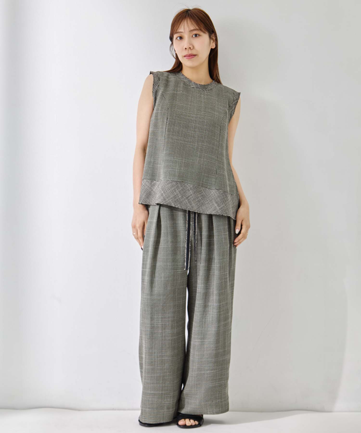 Sleeveless Washable Mesh Blouse 