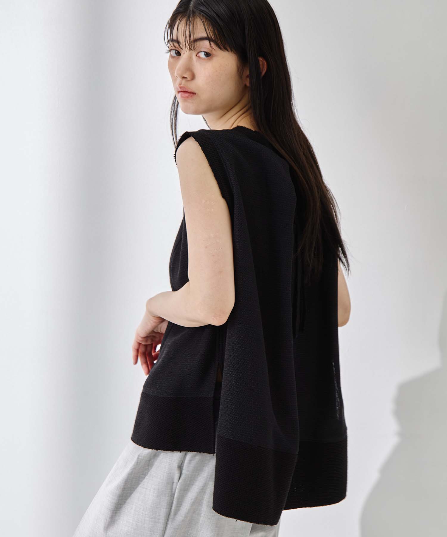 Sleeveless Washable Mesh Blouse 