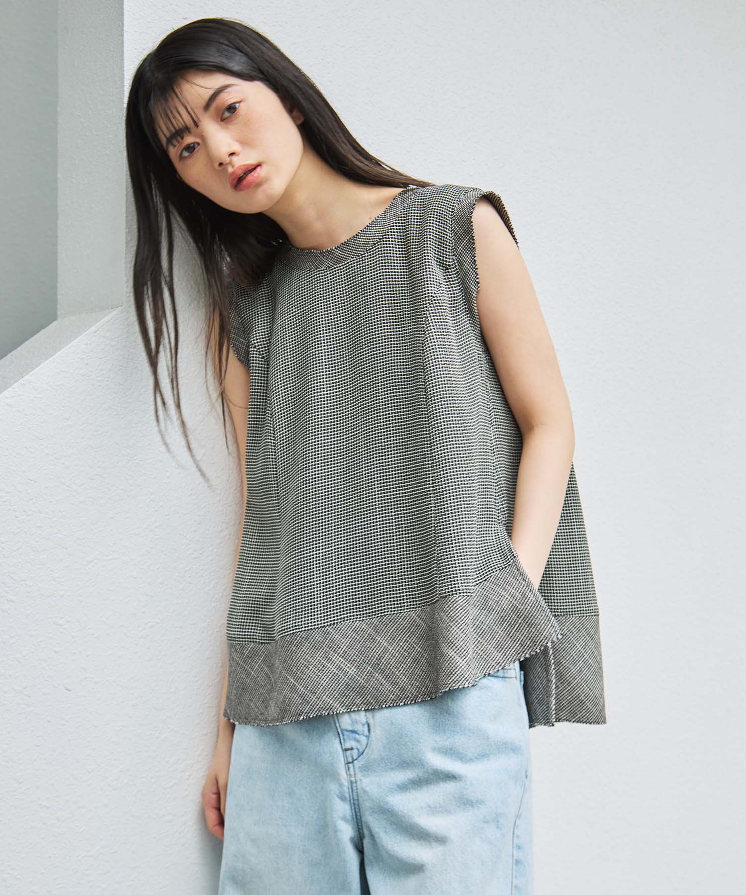 Sleeveless Washable Mesh Blouse 