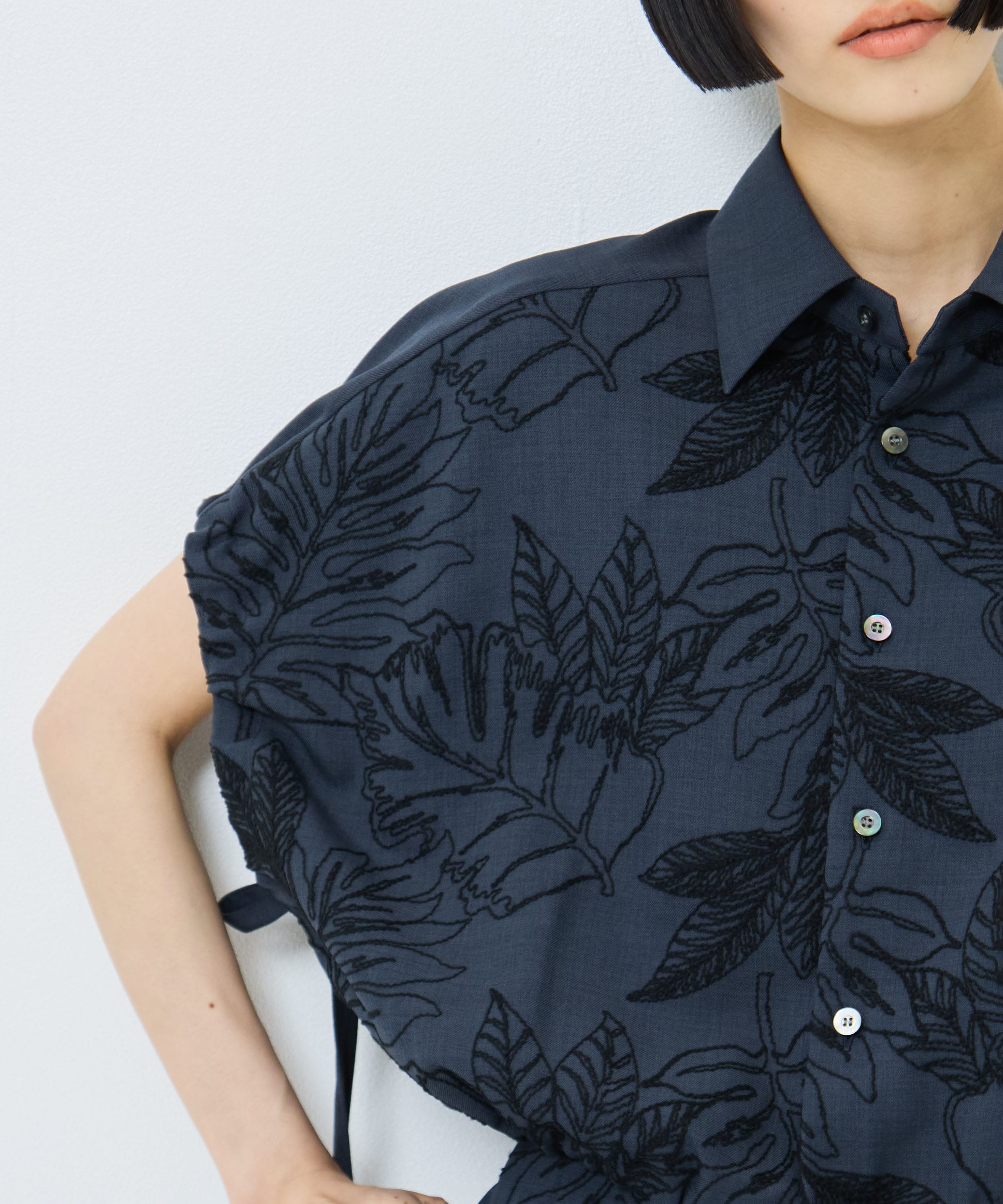 別注 FLOWER LACE GATHER SLEEVE SHIRT UJOH
