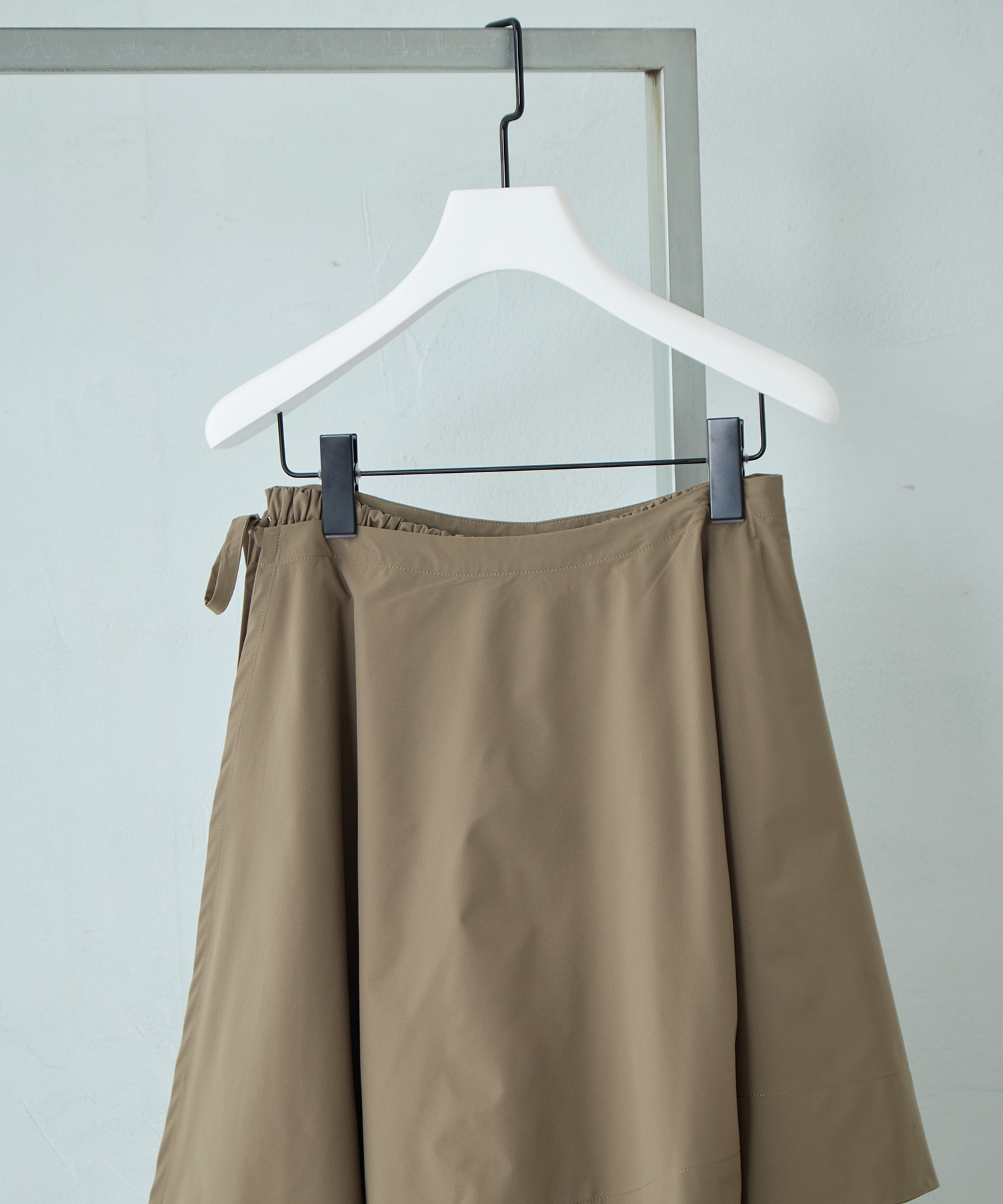Asymmetry Wrap Layer Skirt STUDIOUS
