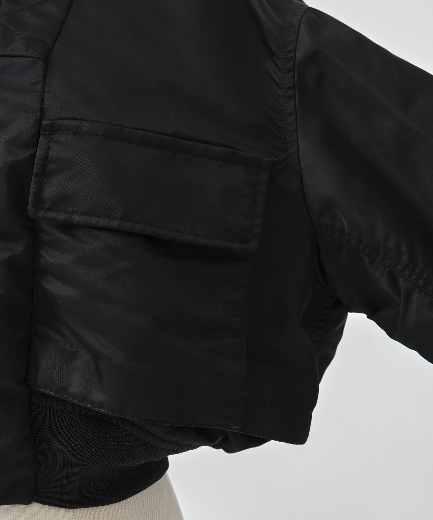 CONVERTIBLE UTILITY TECH SHIRT TOGA