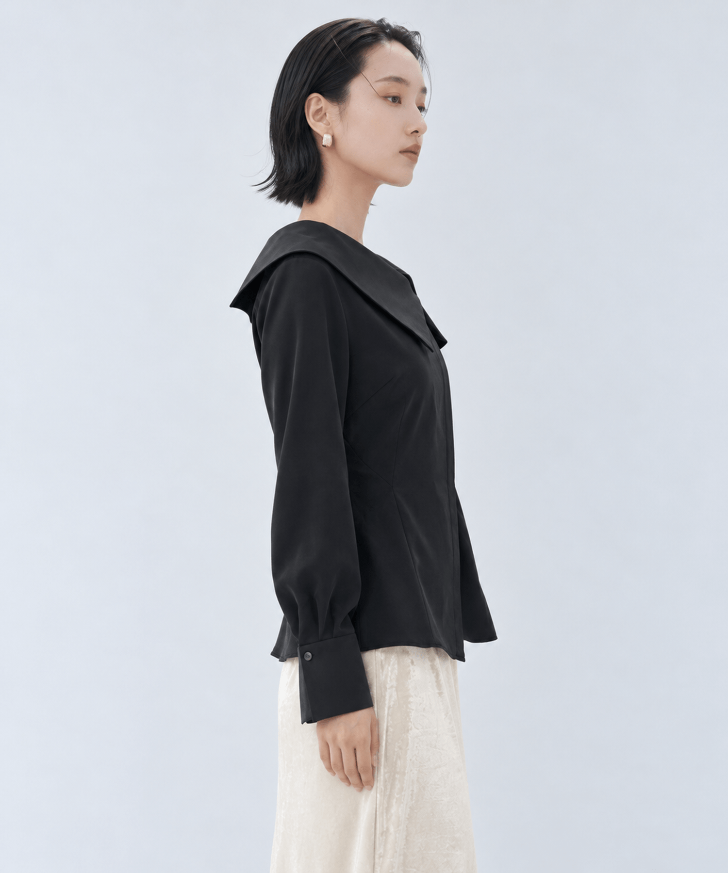 Fibril Scarf-Neck Blouse STUDIOUS