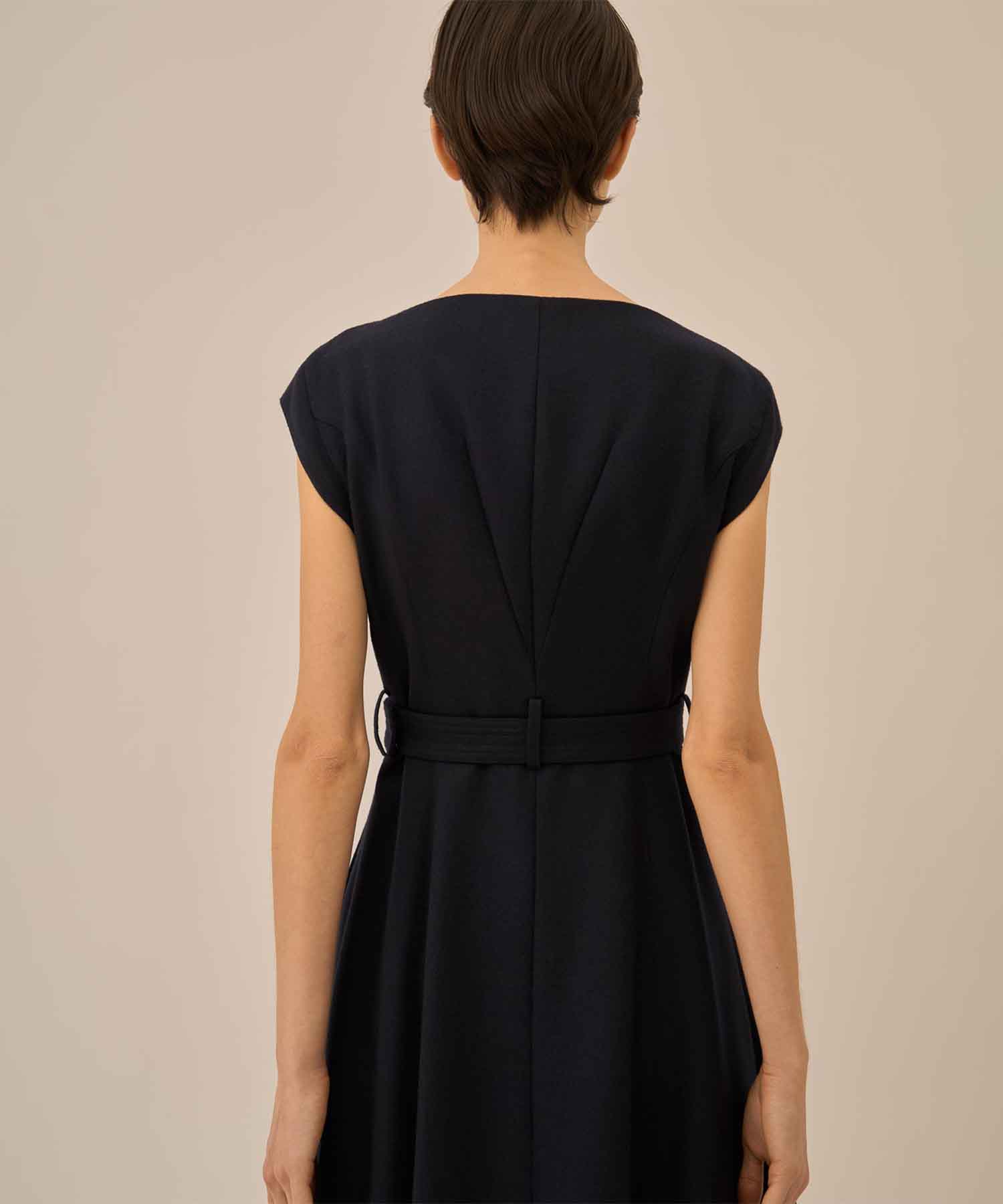 Sesilia dress AKIRANAKA