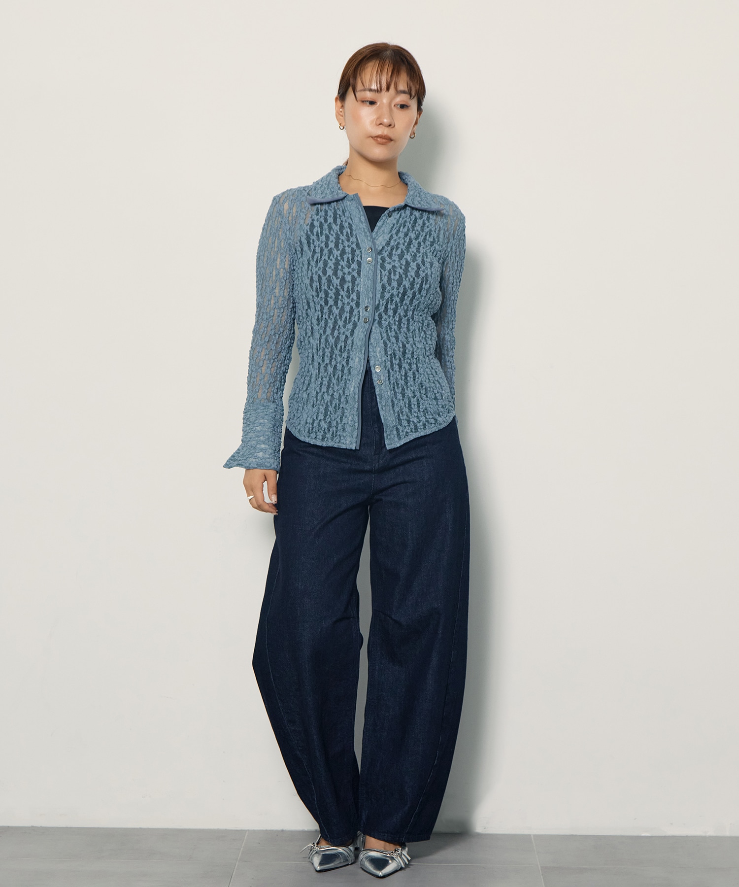 Damaged Barrel Leg Jeans STUDIOUS