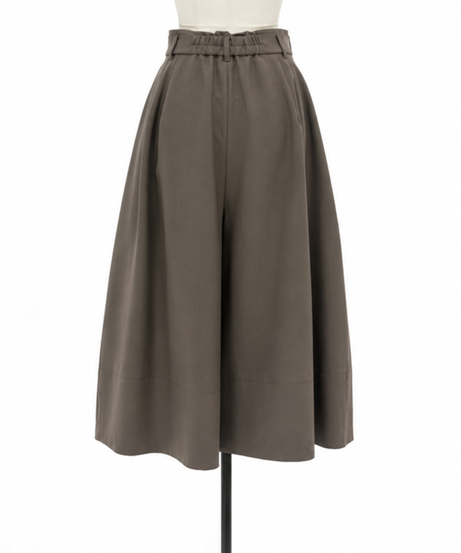Tucked Bermuda Shorts STUDIOUS