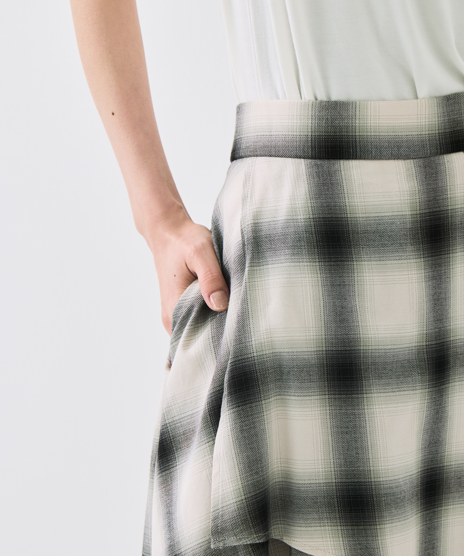 Layered Flare Skirt STUDIOUS
