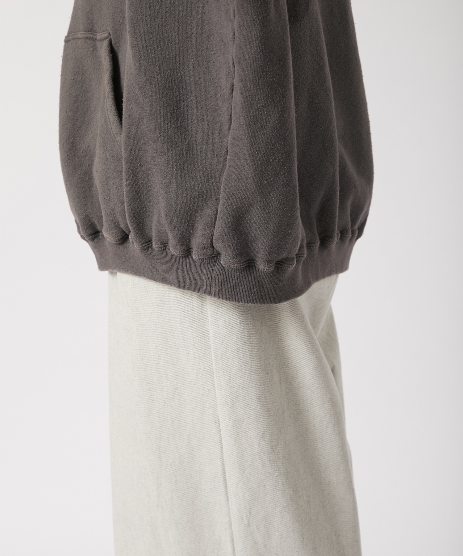 Sprayed Deep Tuck Hoodie Old Fabric Fujimoto