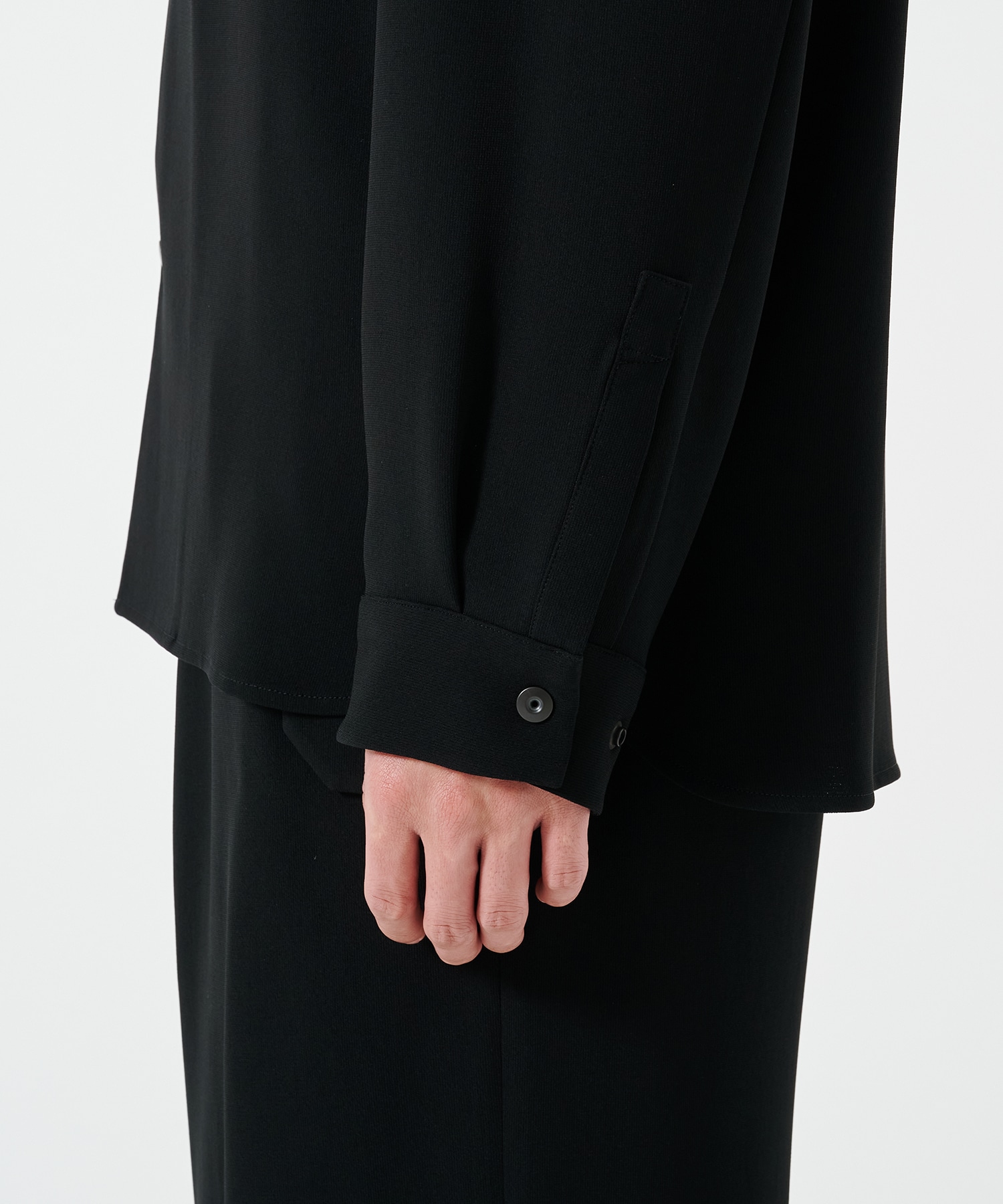 ESSENTIAL RELAX SHIRTS L/S STUDIOUS
