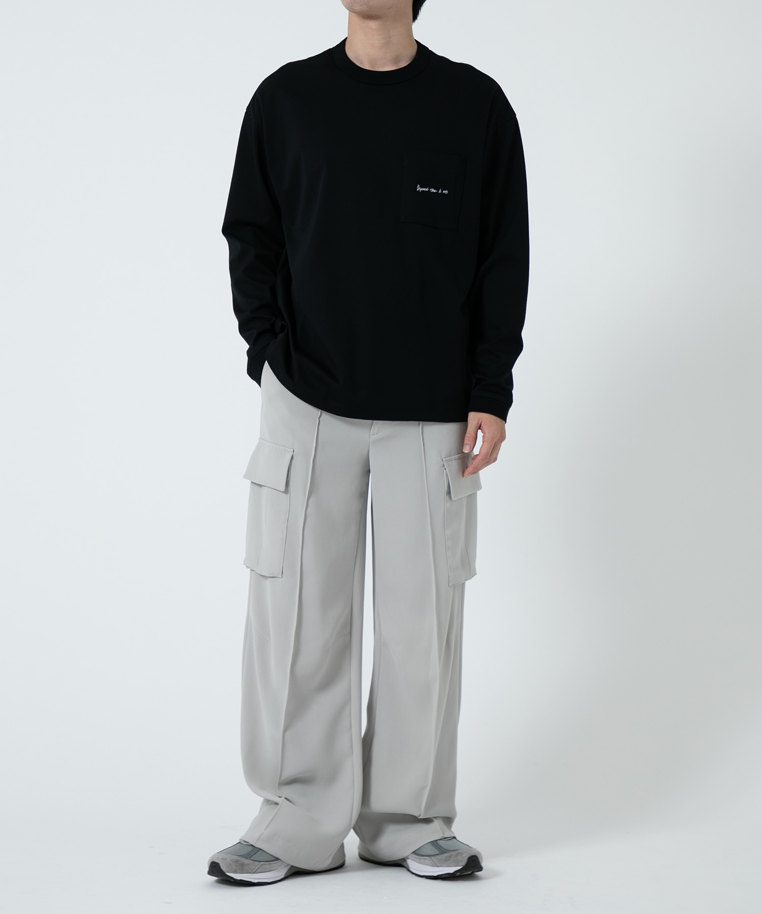 BEYOND THE HERE TEE L/S 