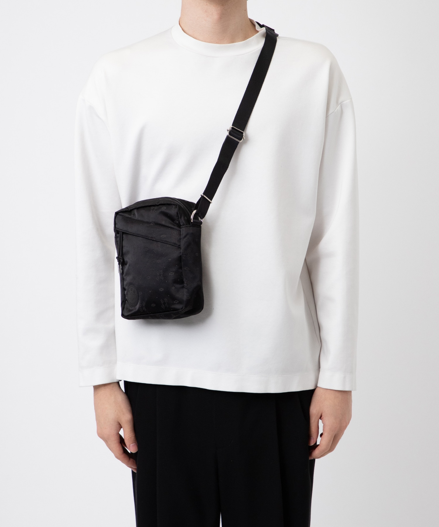 VERTICAL SHOULDER BAG POTR