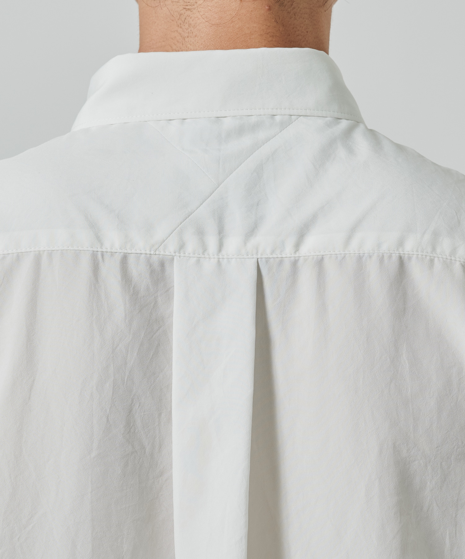 〈別注〉 DRAW CORD S/S POCKET SHIRTS White Mountaineering
