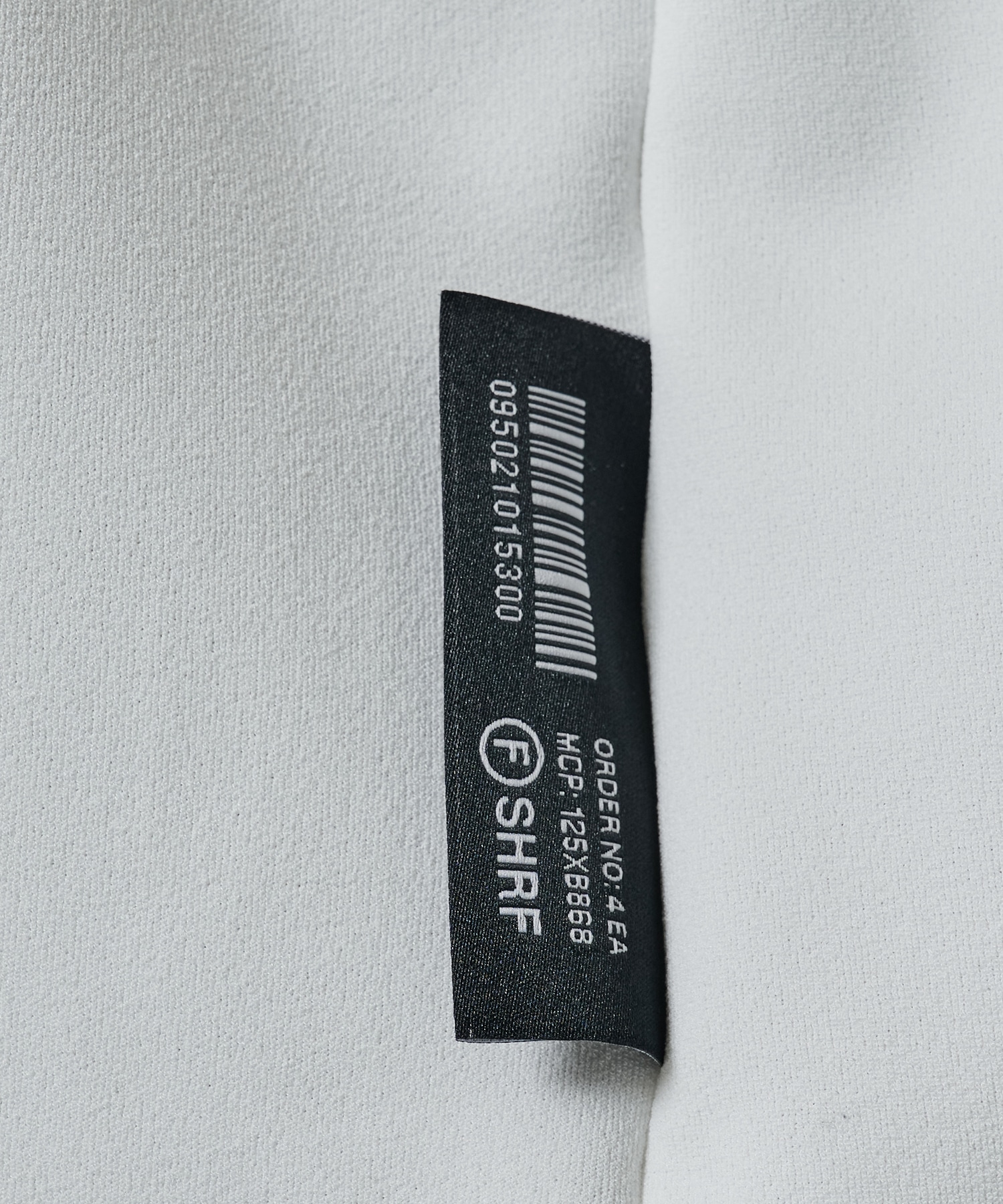 APPLE×TALTE TEE SHAREEF