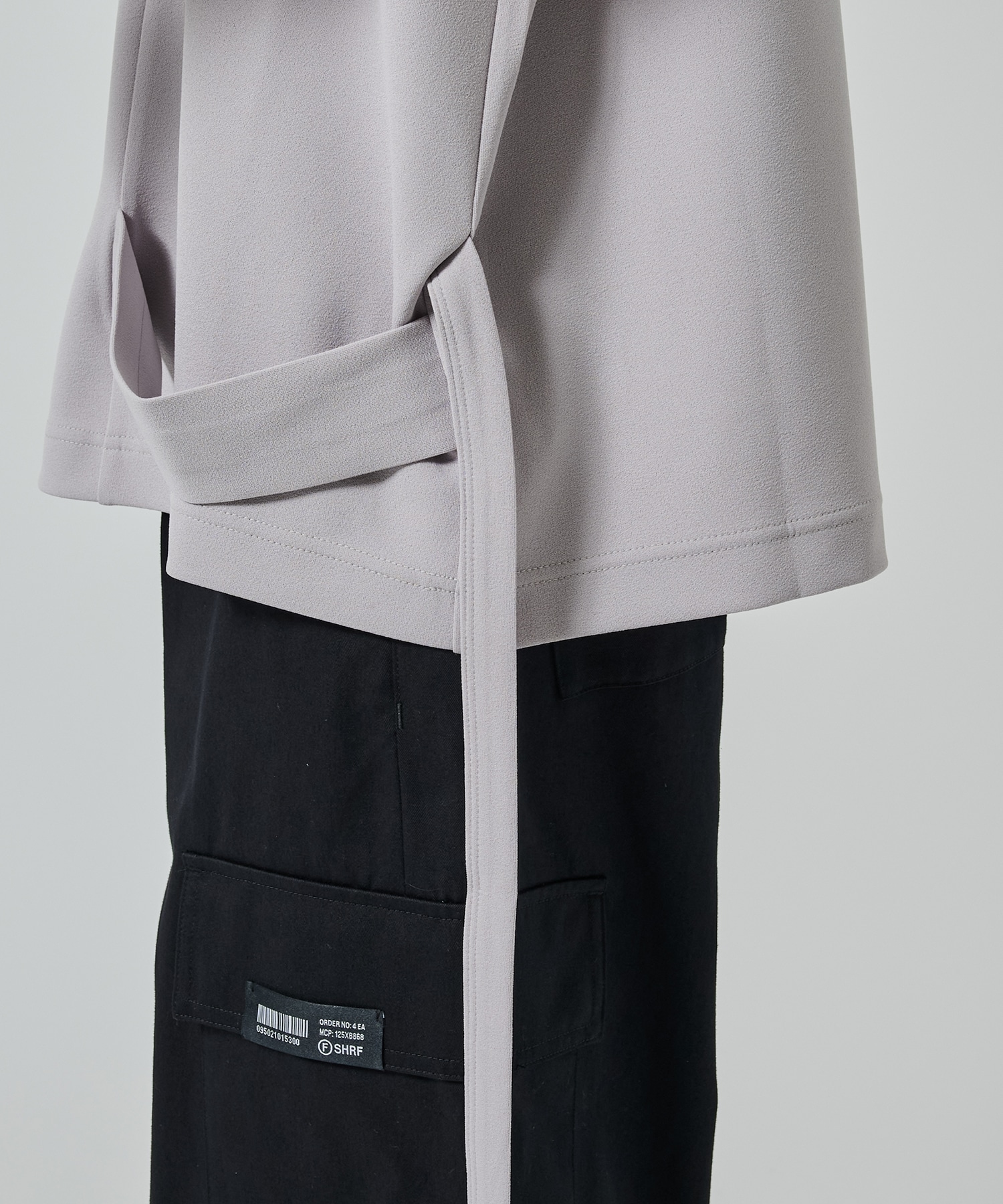NO SLEEVE TEE SHAREEF
