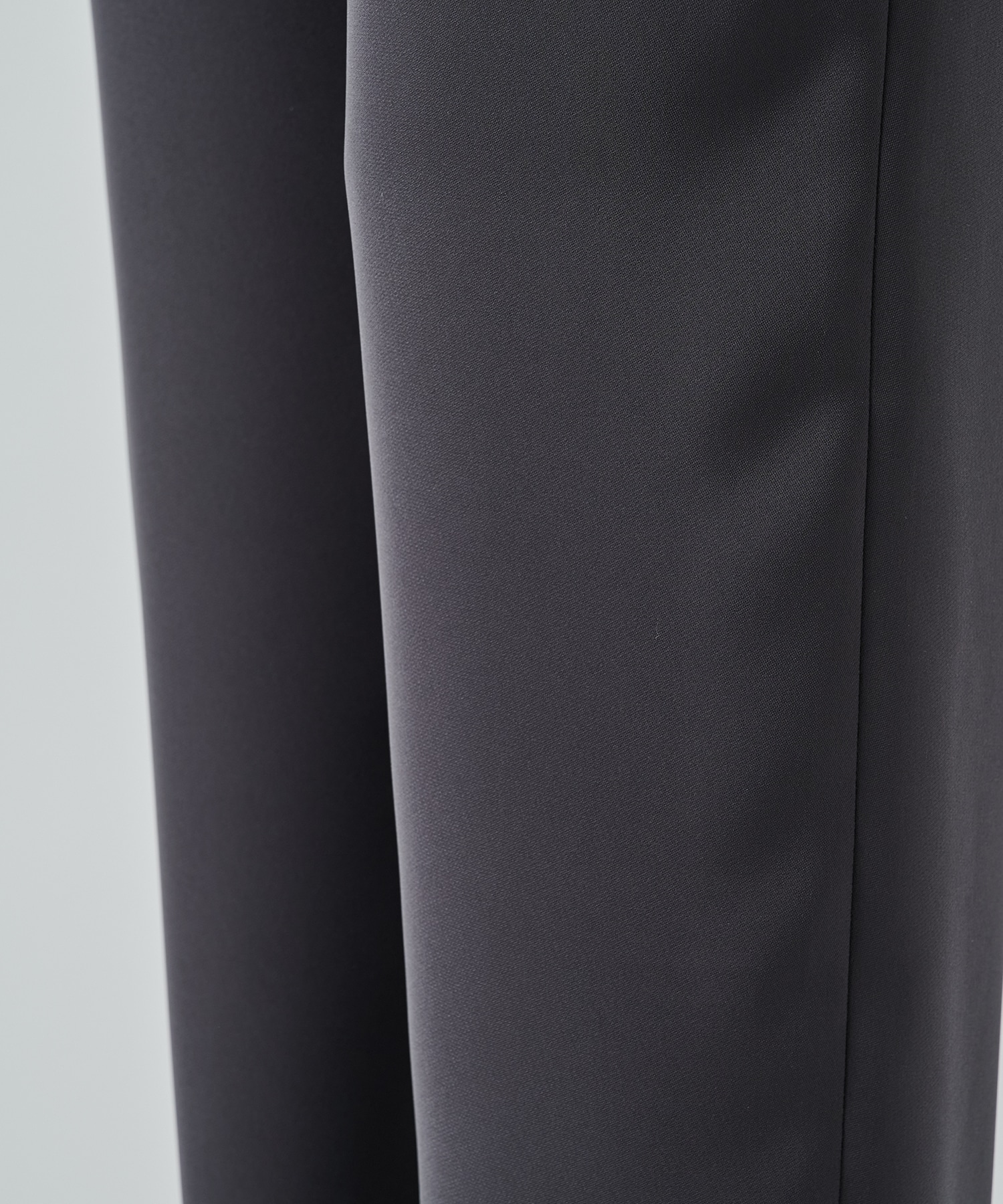 Dry Double Satin 1Tuck Pant with Long Belt CULLNI