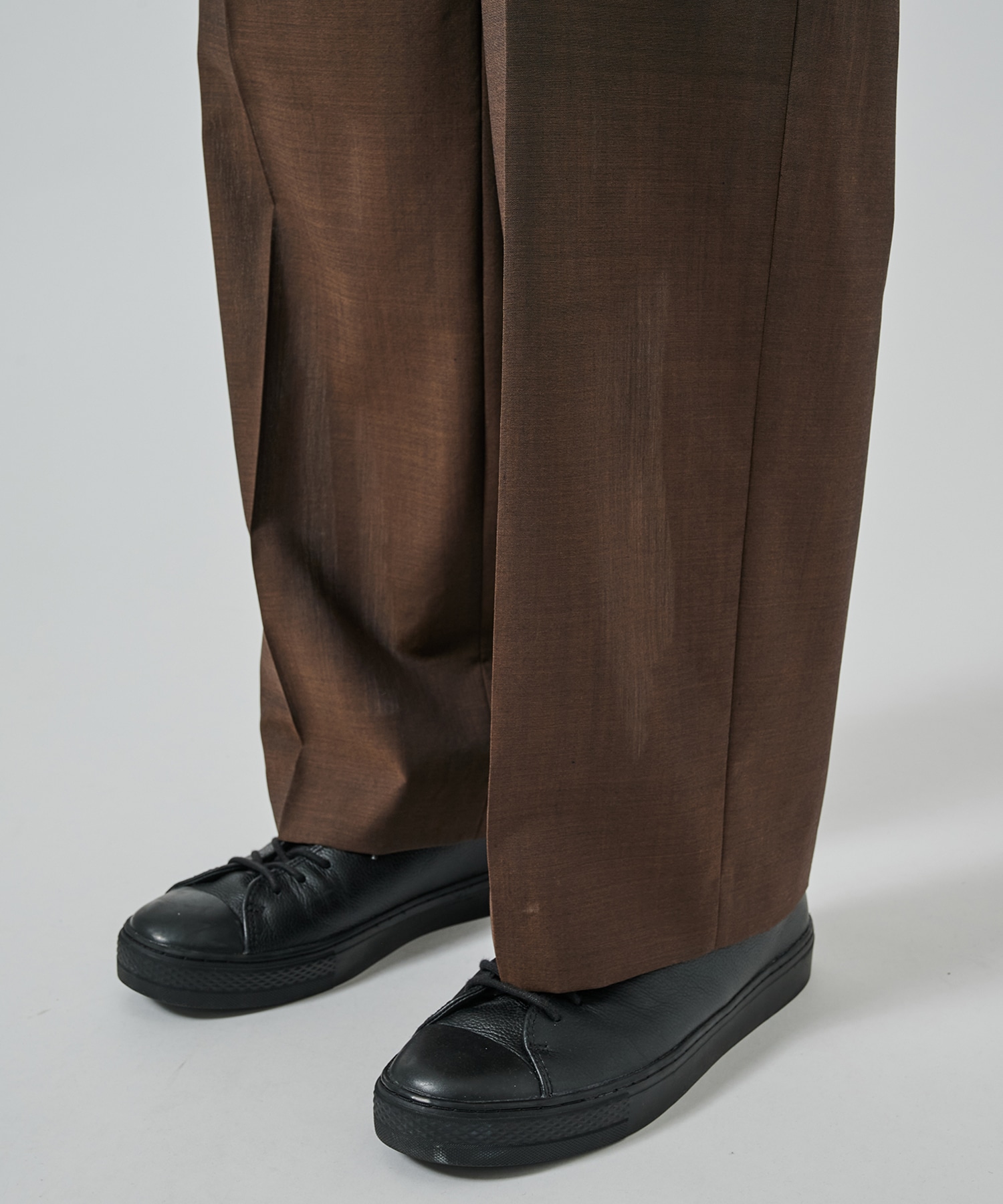 別注 TWO TUCKS WIDE TROUSERS IRENISA