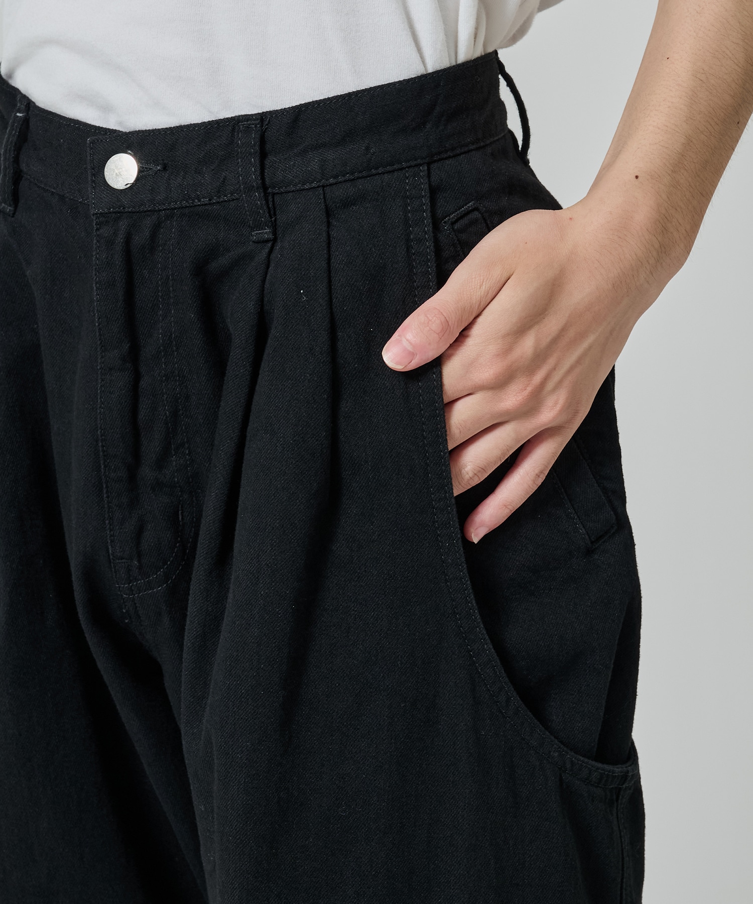 別注 CURVED LEG UTILITY TROUSERS NVRFRGT