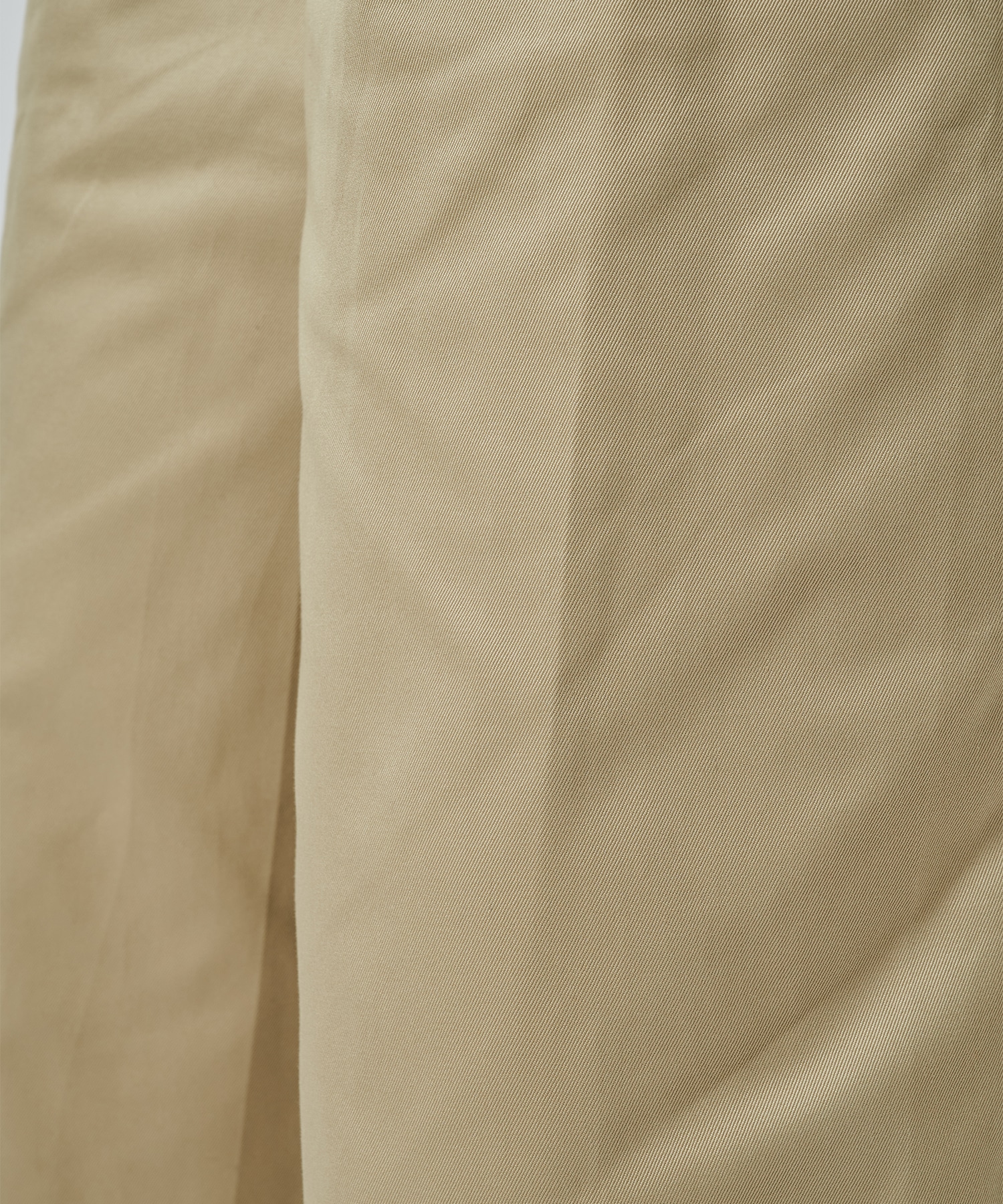 TWO TUCK CROPPED TROUSERS MARKAWARE/marka