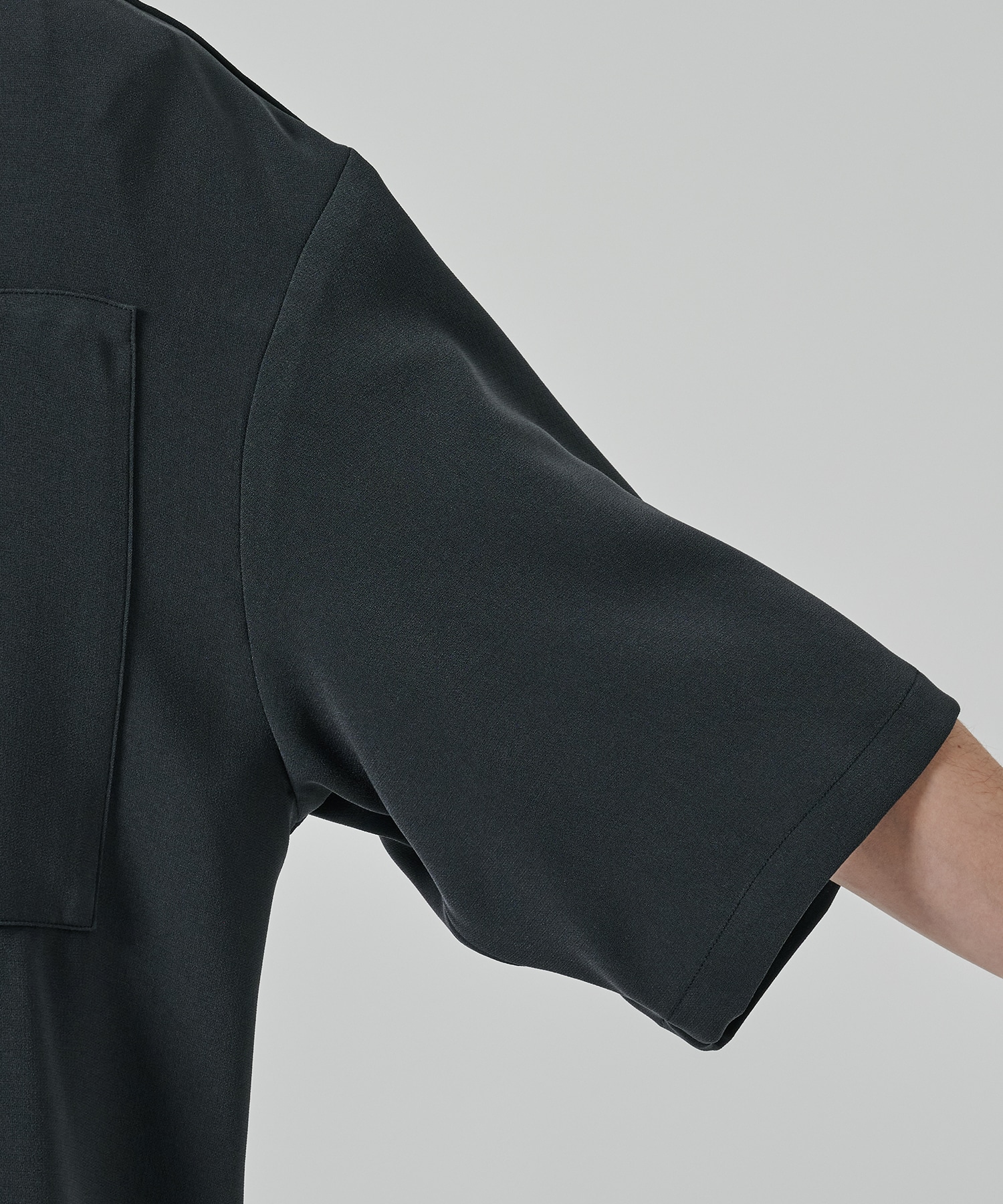 SUMMER ESSENTIAL SHIRTS S.S STUDIOUS