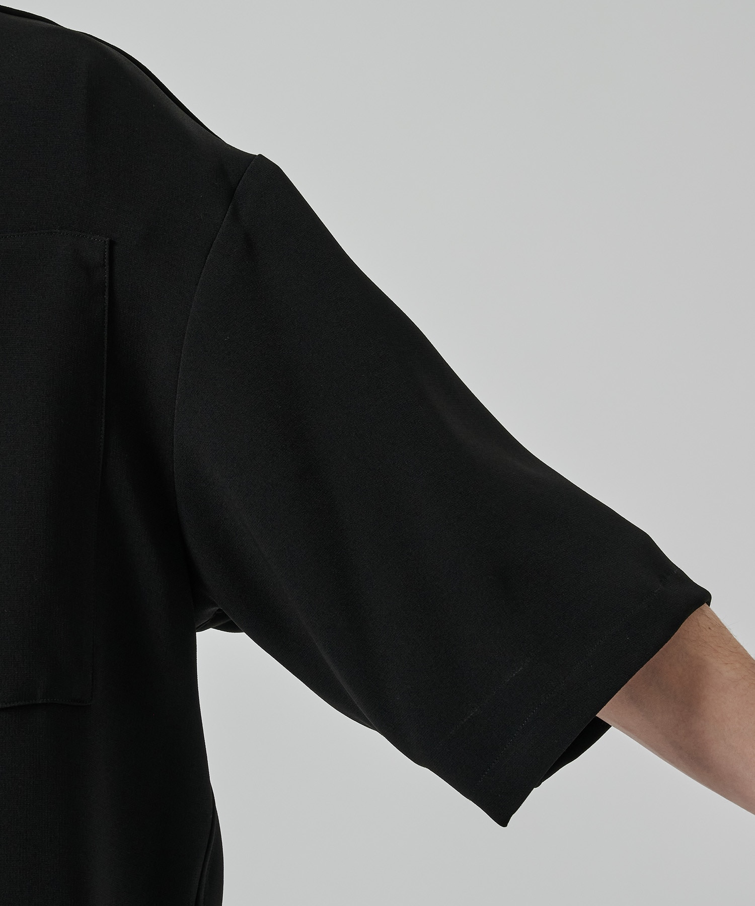 SUMMER ESSENTIAL SHIRTS S.S STUDIOUS