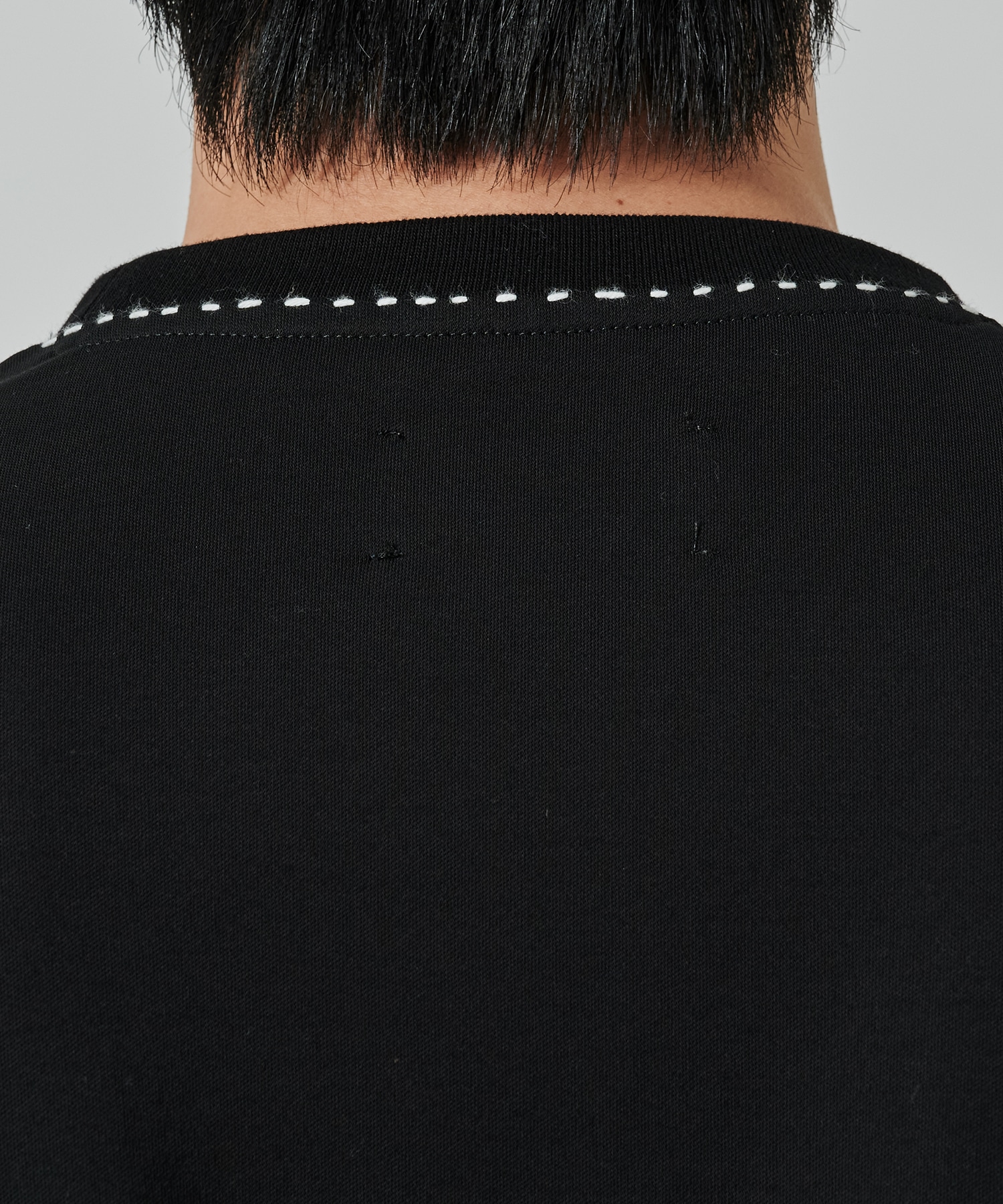 HAND STITCH TEE STUDIOUS
