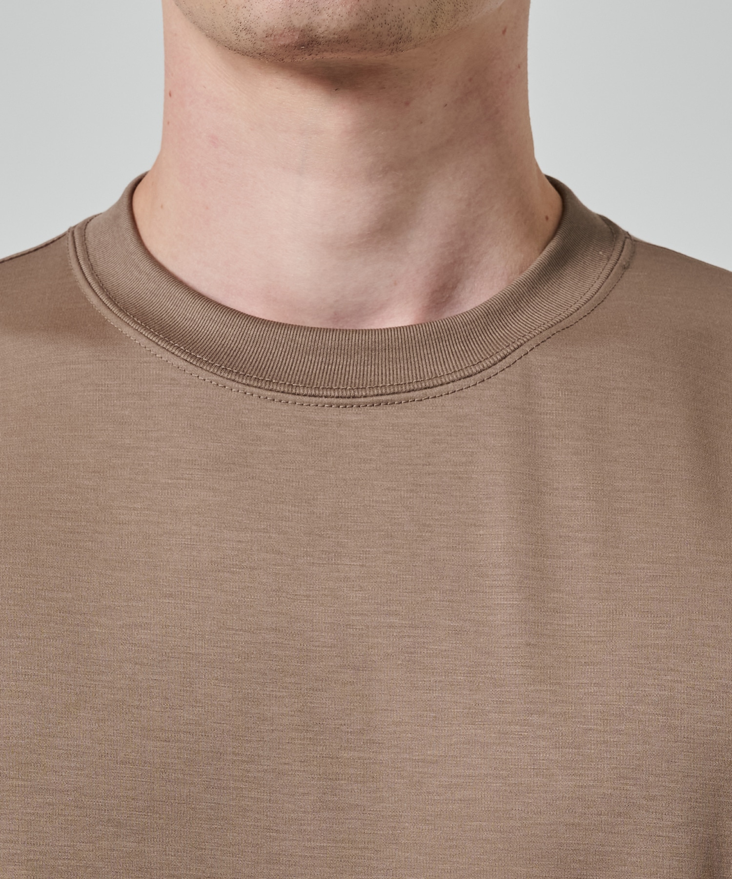 32G ロイヤルクール レギュラーTシャツ STUDIOUS