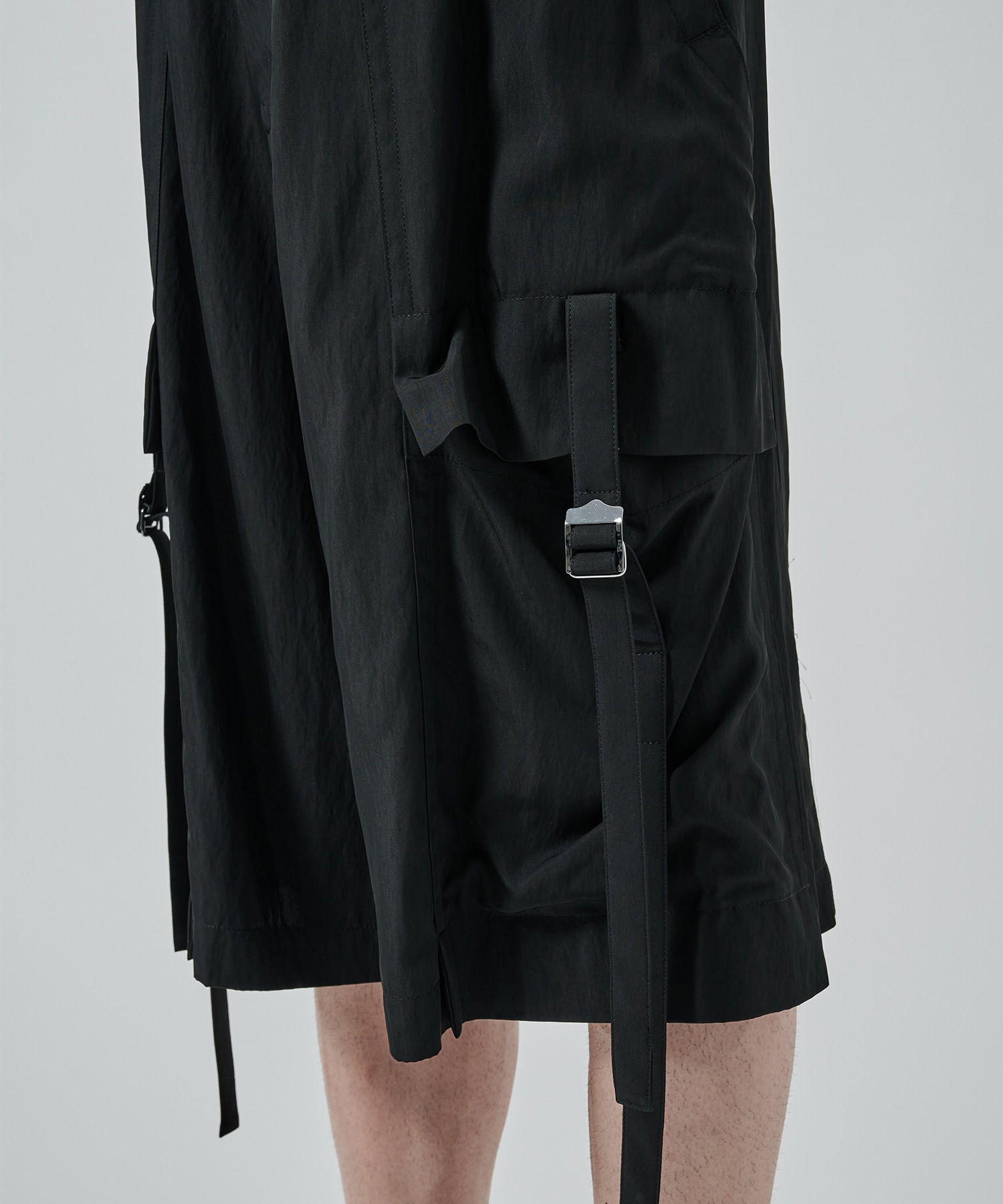 〈別注〉 Bush Pocket Cargo Shorts UJOH HOMME
