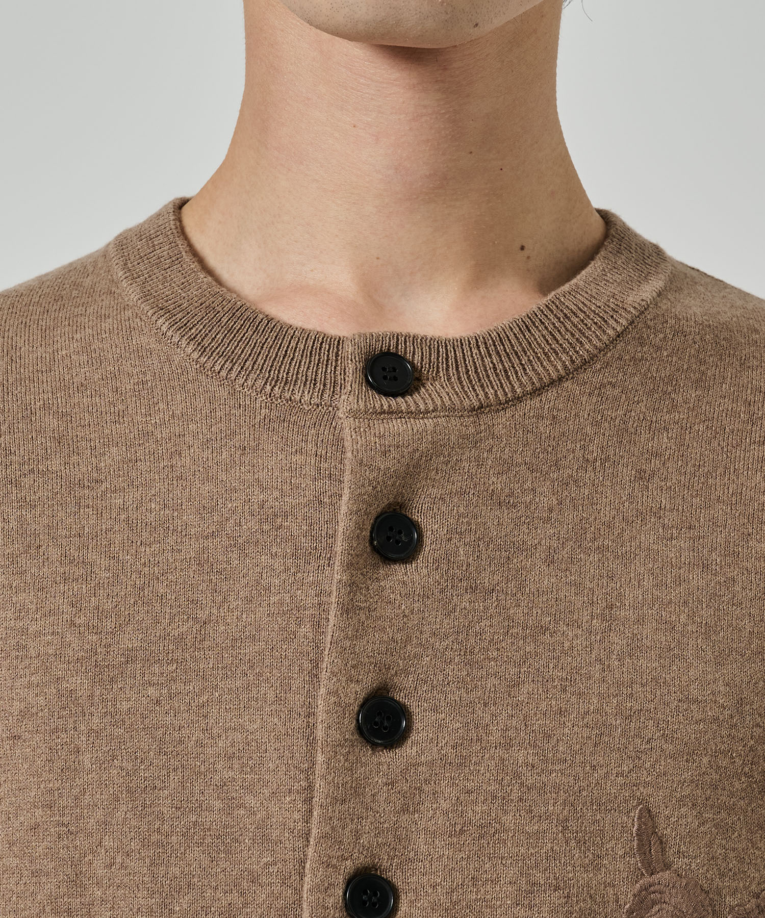 10 BUTTONS CARDIGAN MASU