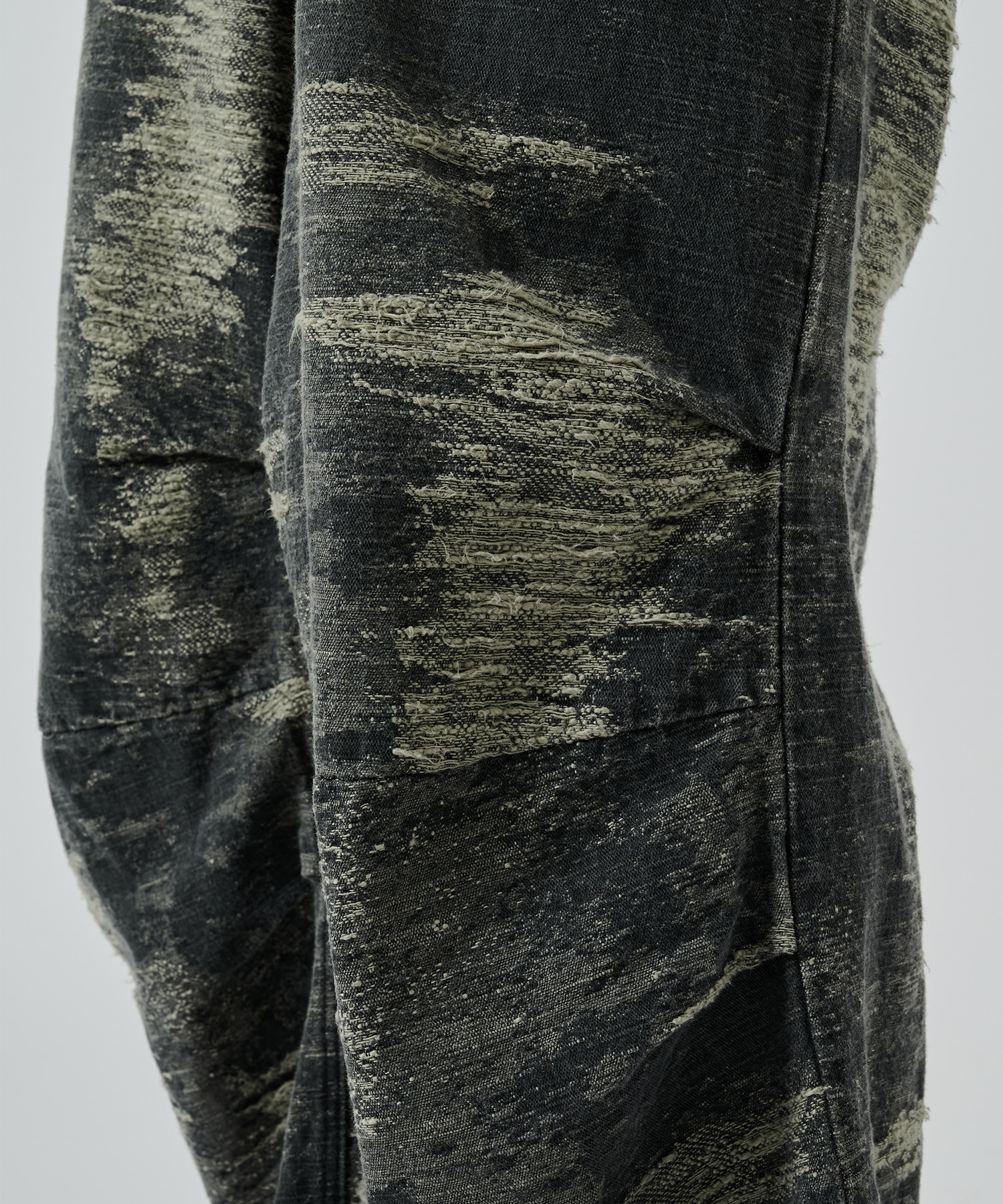 DESIGN TROUSERS TAAKK