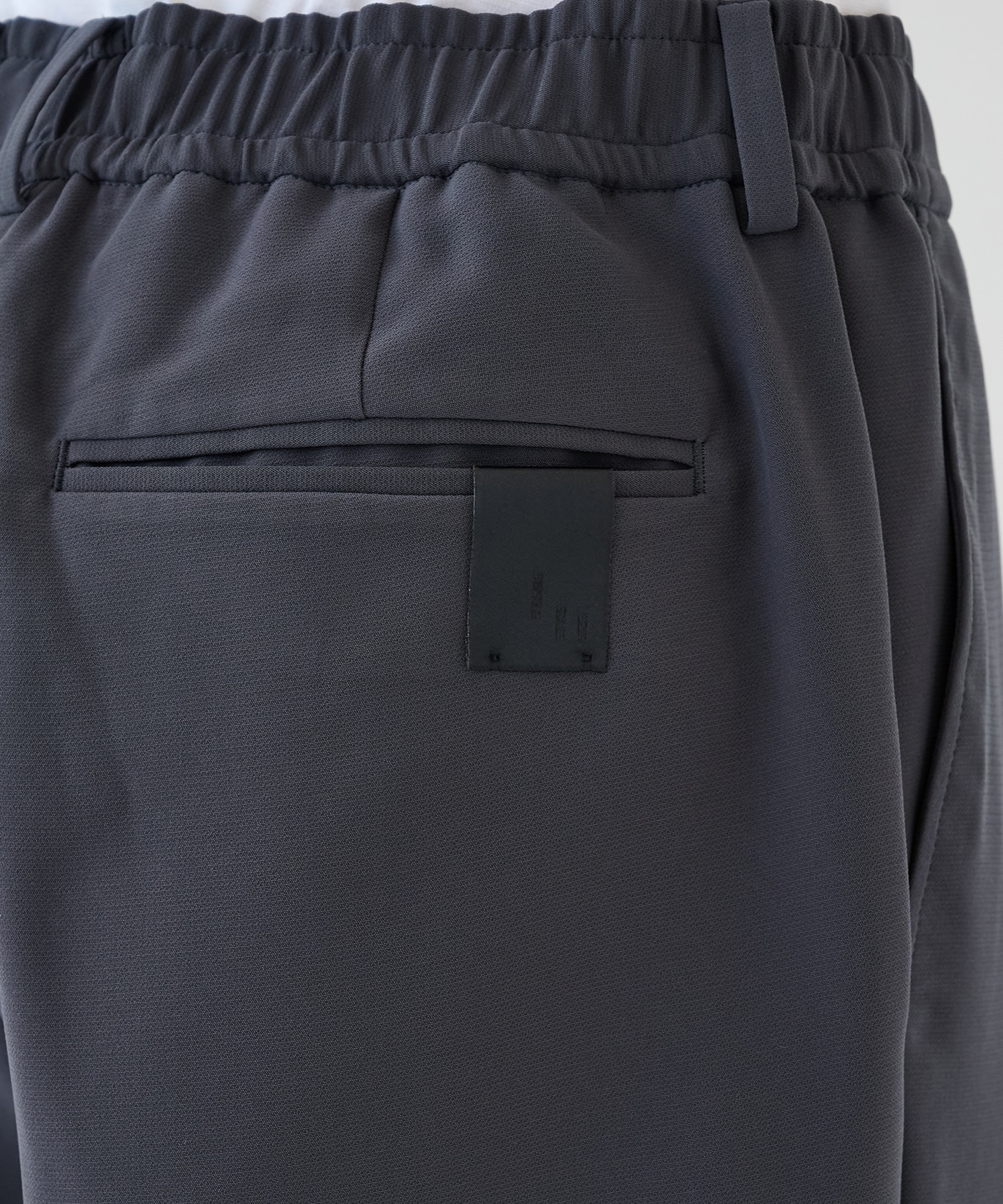 2252-PT06-095 1TUCK PANTS N.HOOLYWOOD