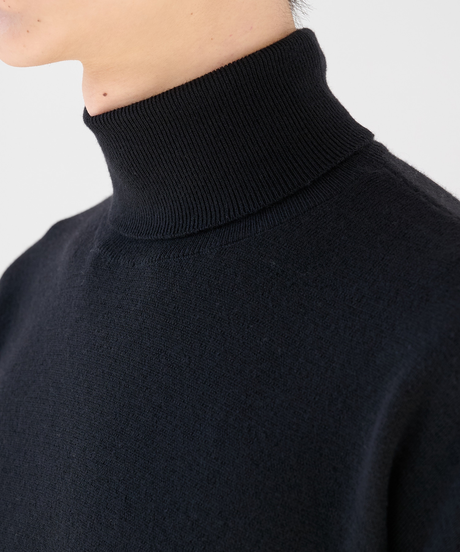 CASHMERE WOOL TURTLENECK KNIT STUDIOUS