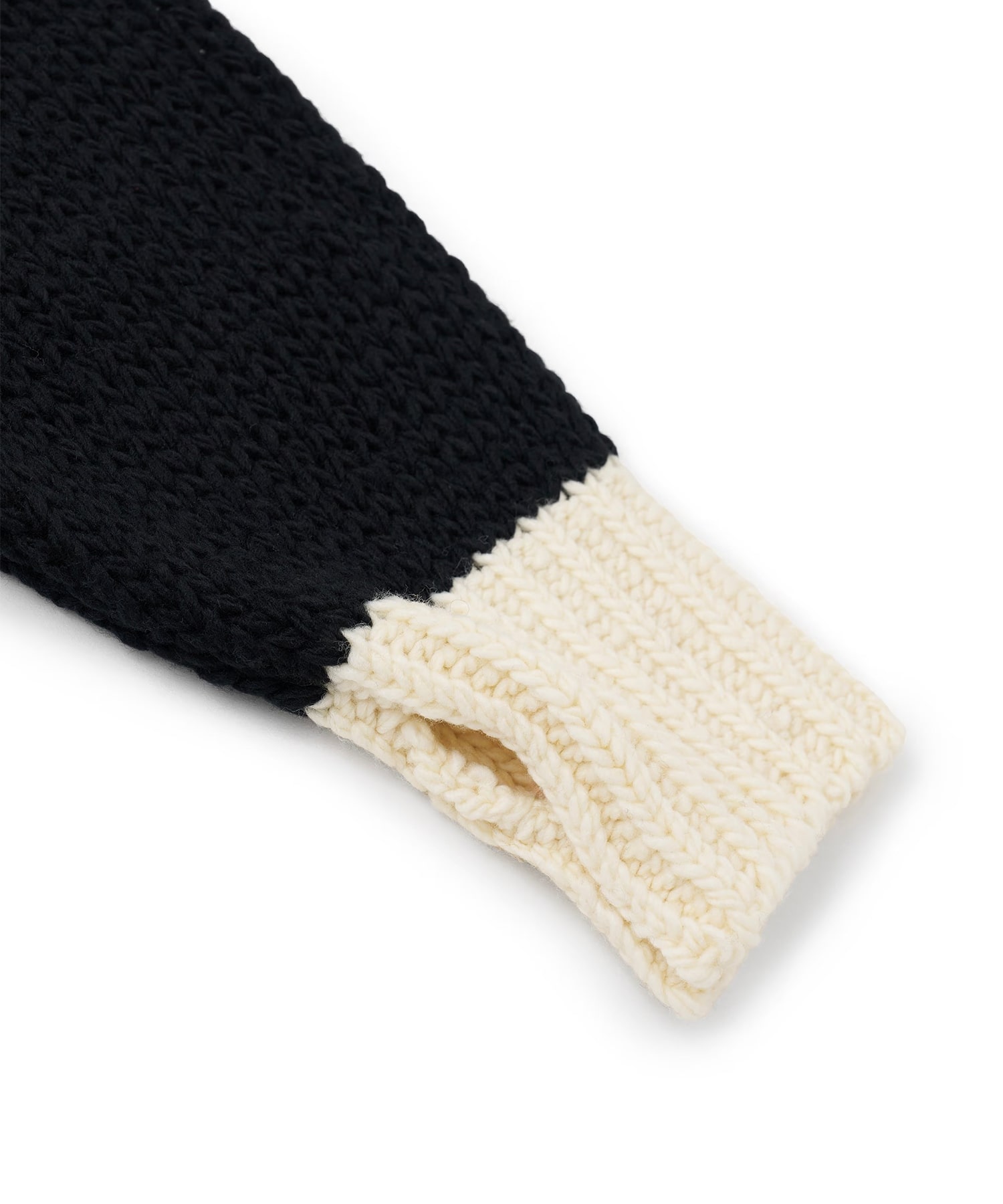 META KNIT OUAT