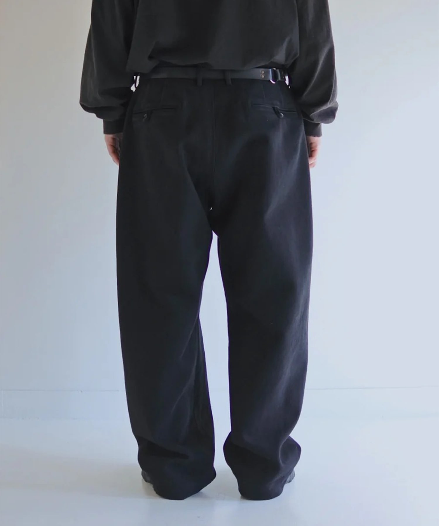 HEAVY PIQUE 2 TUCK WIDE TROUSERS ANACHRONORM