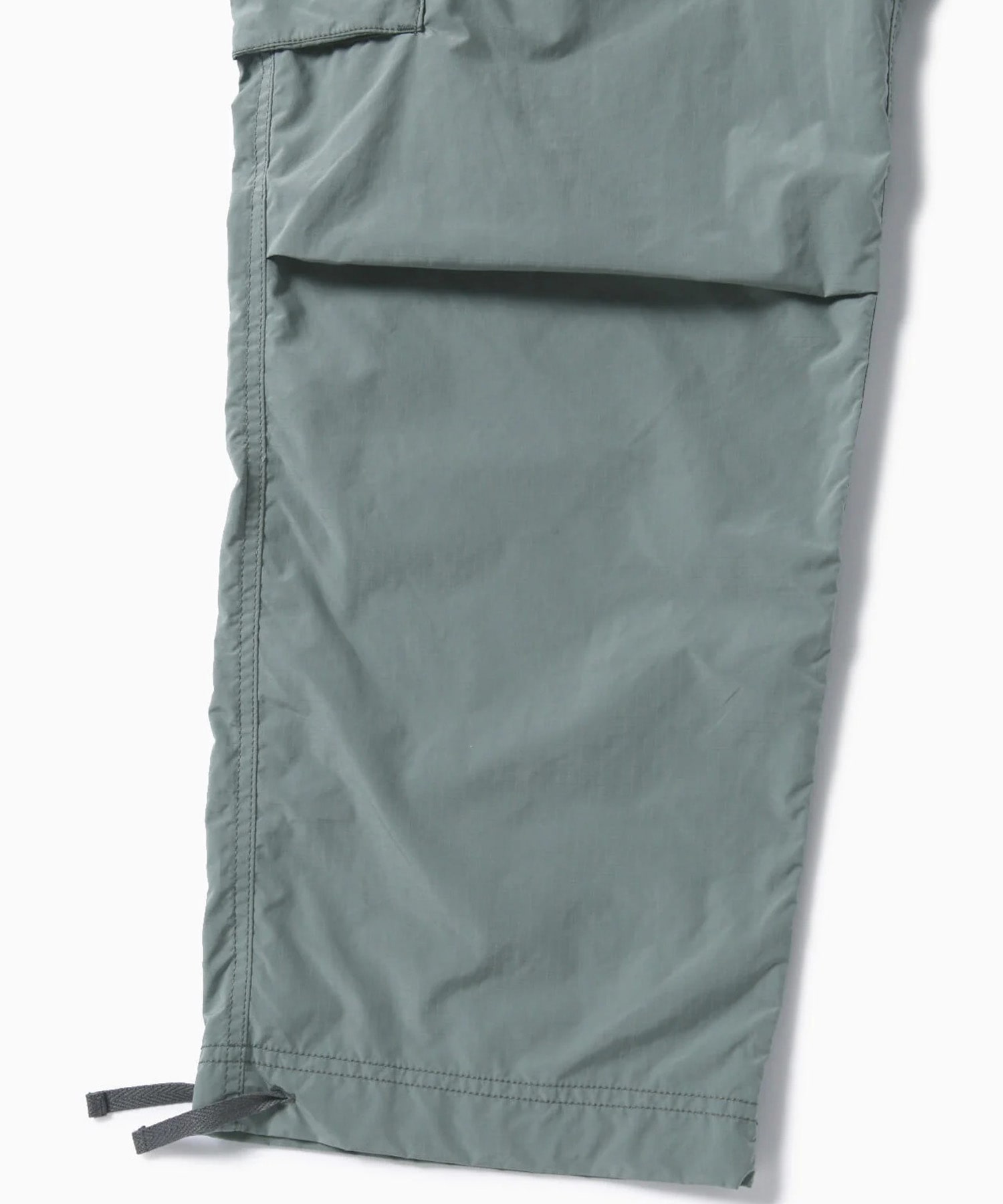 oversized cargo pants and wander