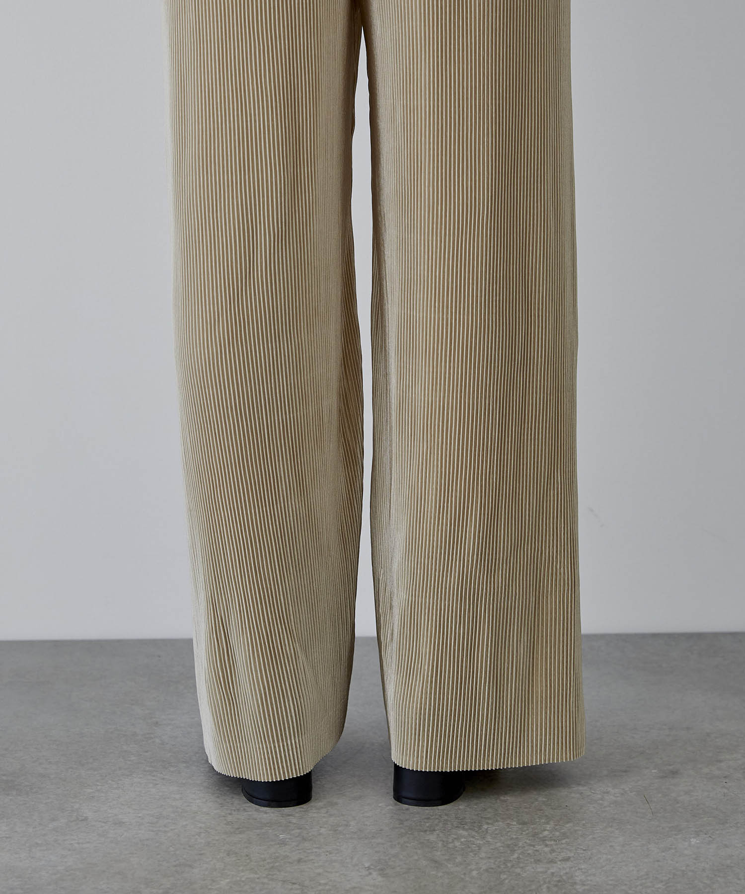 復刻 RELAX LOOSE PANTS｜STUDIOUS